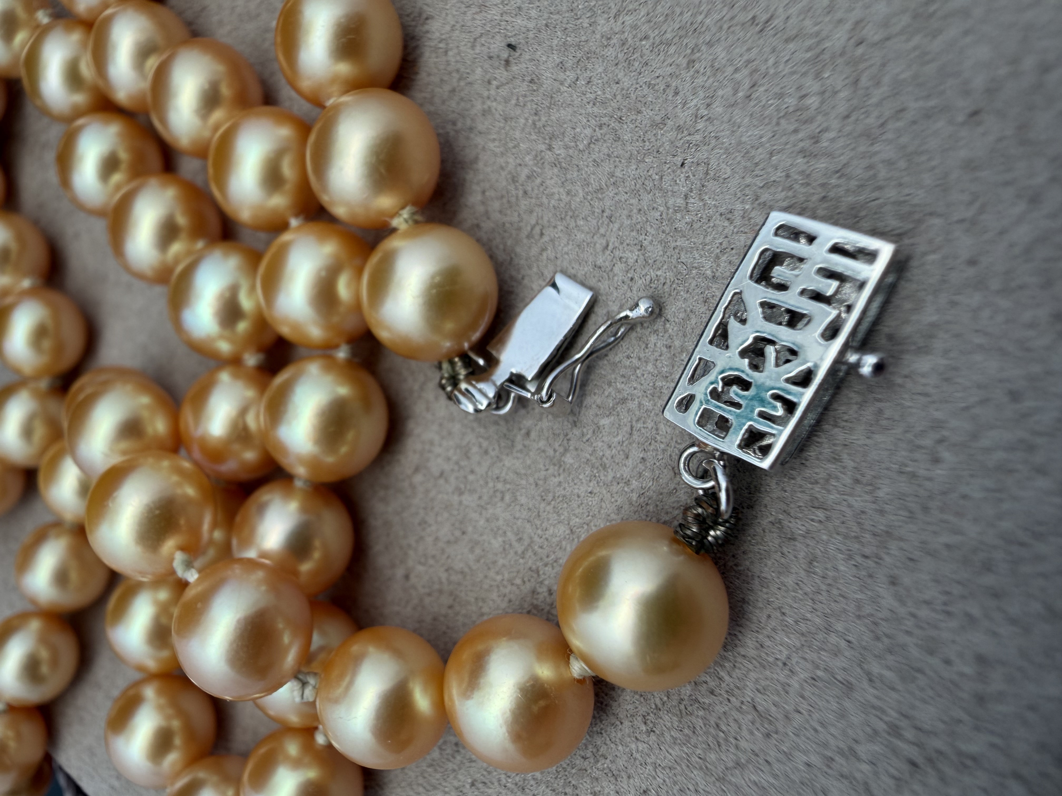 Golden South Sea Pearl Strand