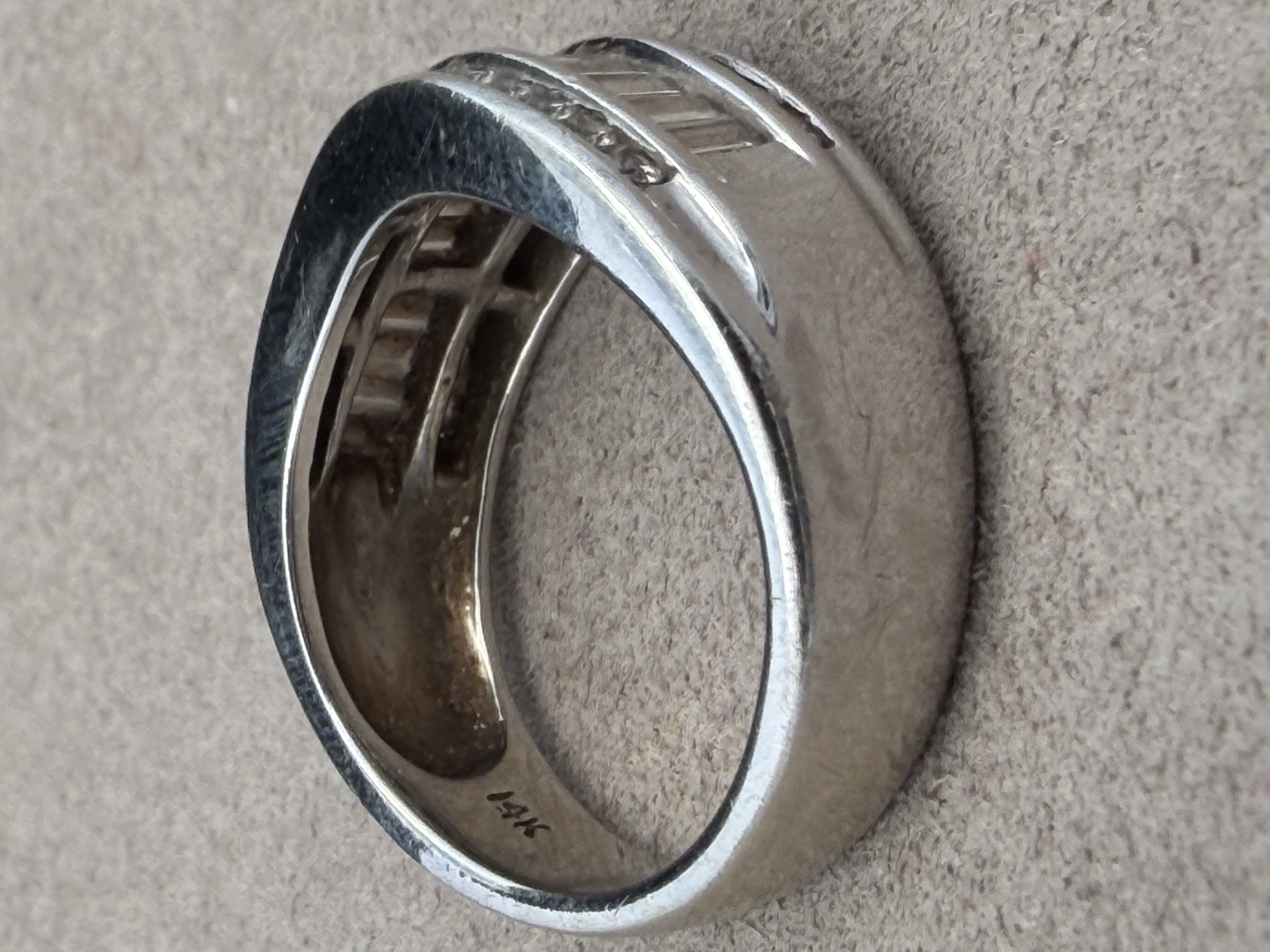 14k Natural Diamond Ring