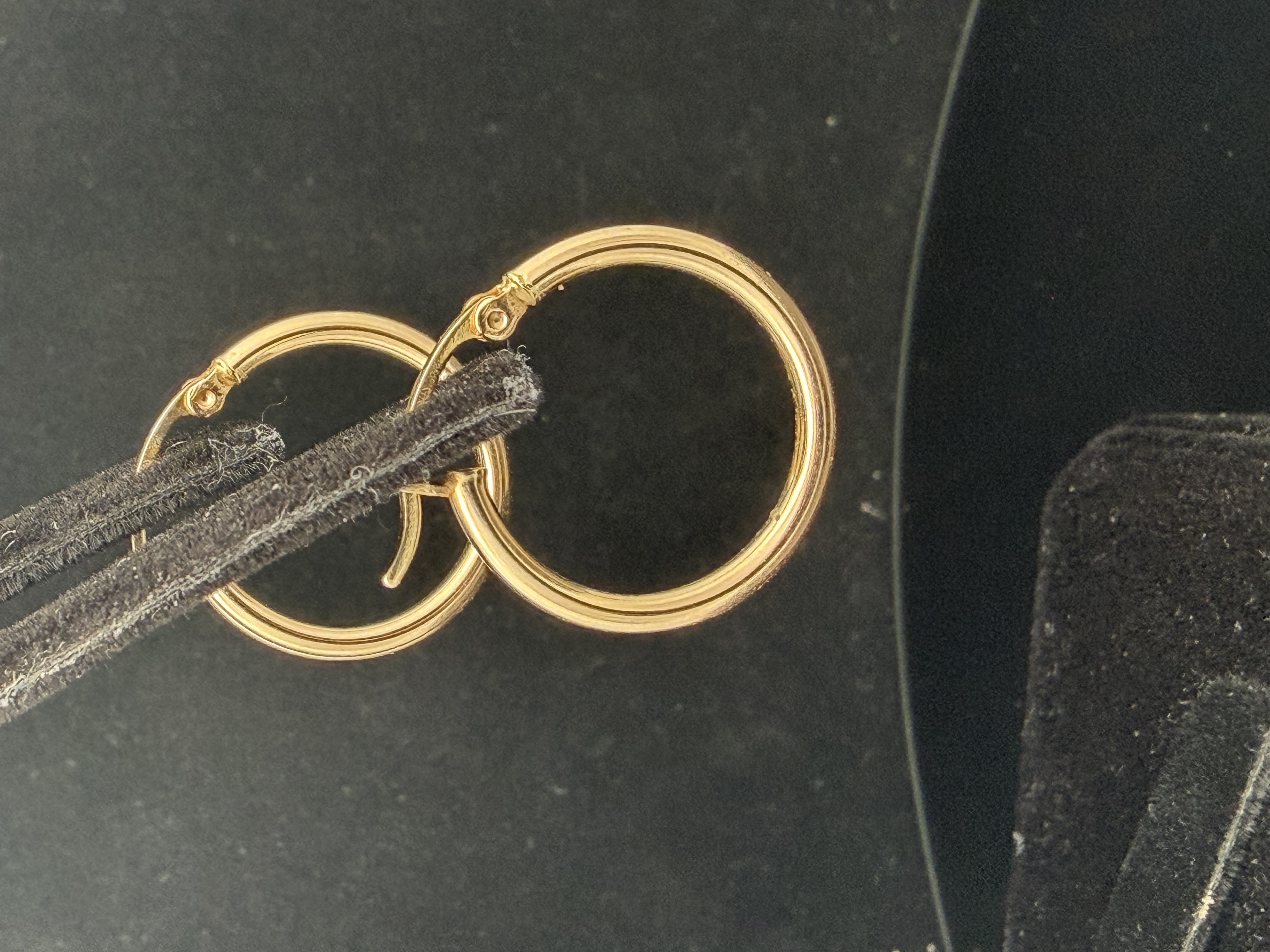 14k Yellow Gold Hoop Earrings