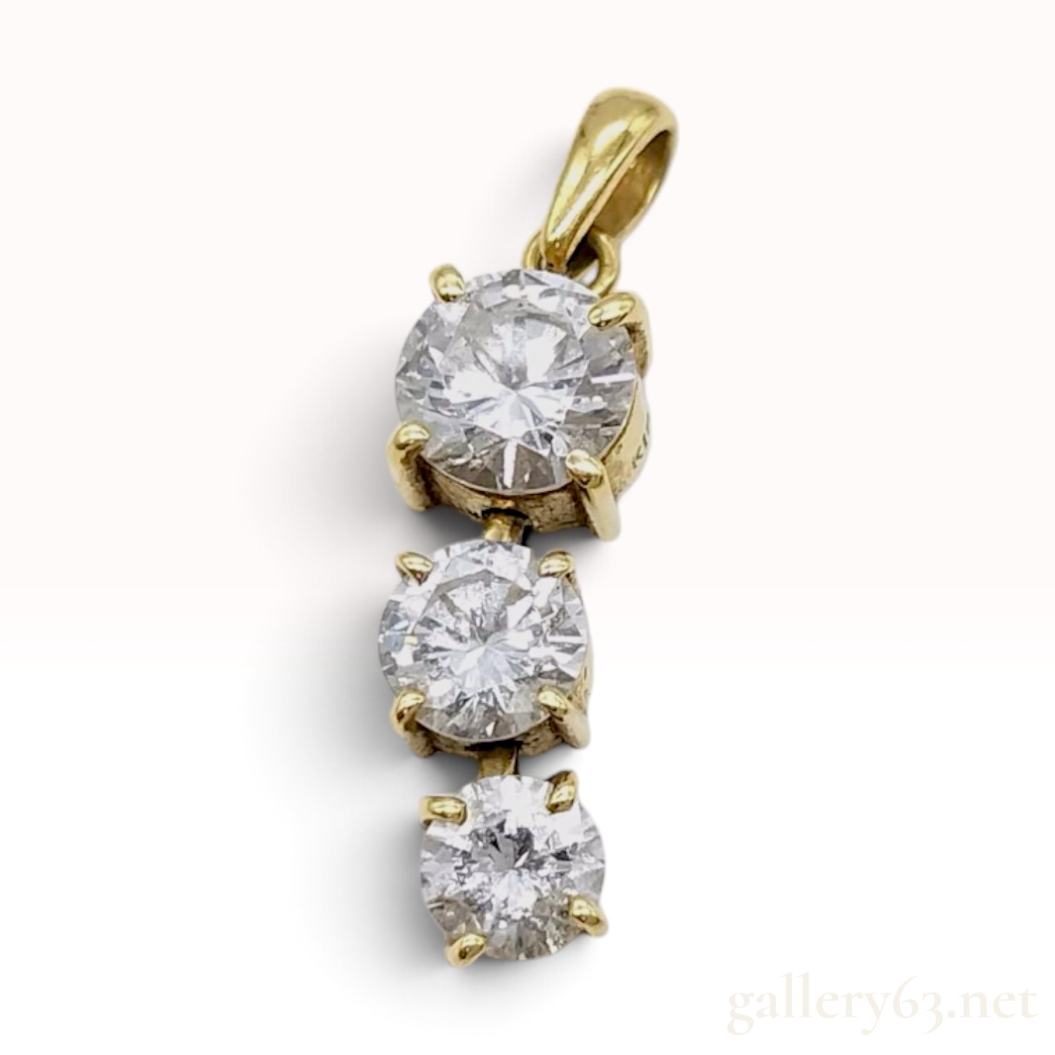 1.00 Carat Three Stone Graduated Diamond Journey Pendant in 18K Yellow Gold