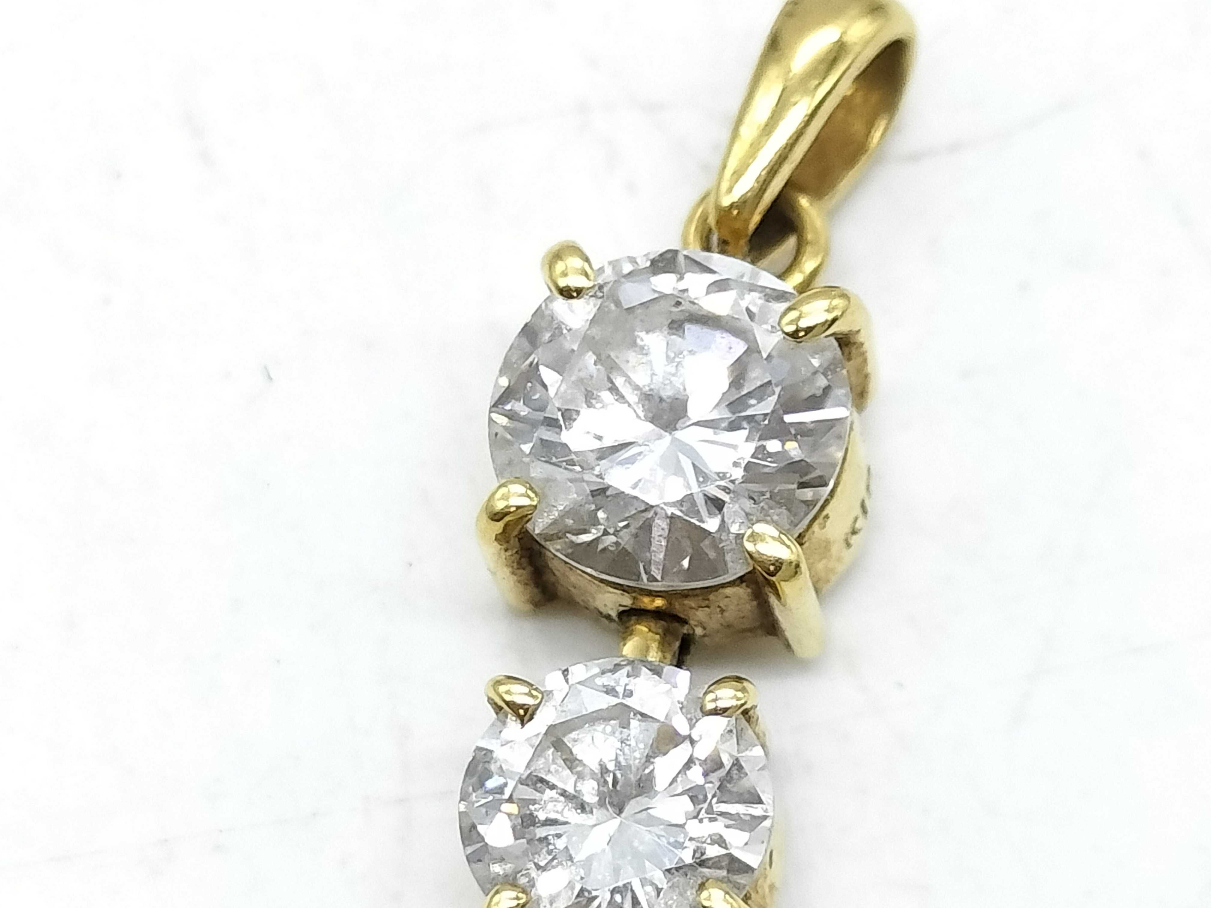 1.00 Carat Three Stone Graduated Diamond Journey Pendant in 18K Yellow Gold