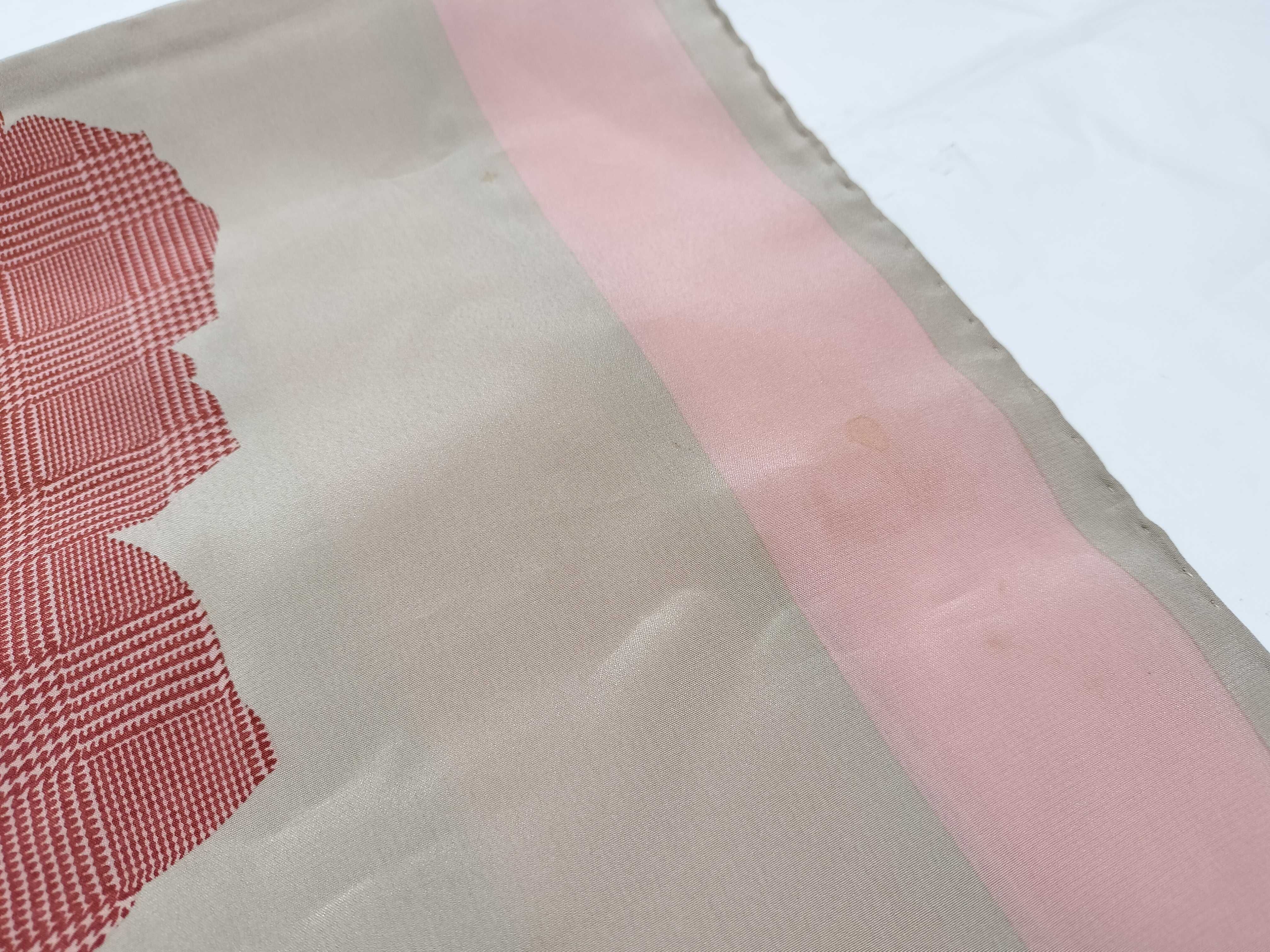 Vintage Gucci Wide Silk Scarf/foulard in Floral and Equestrian Motif