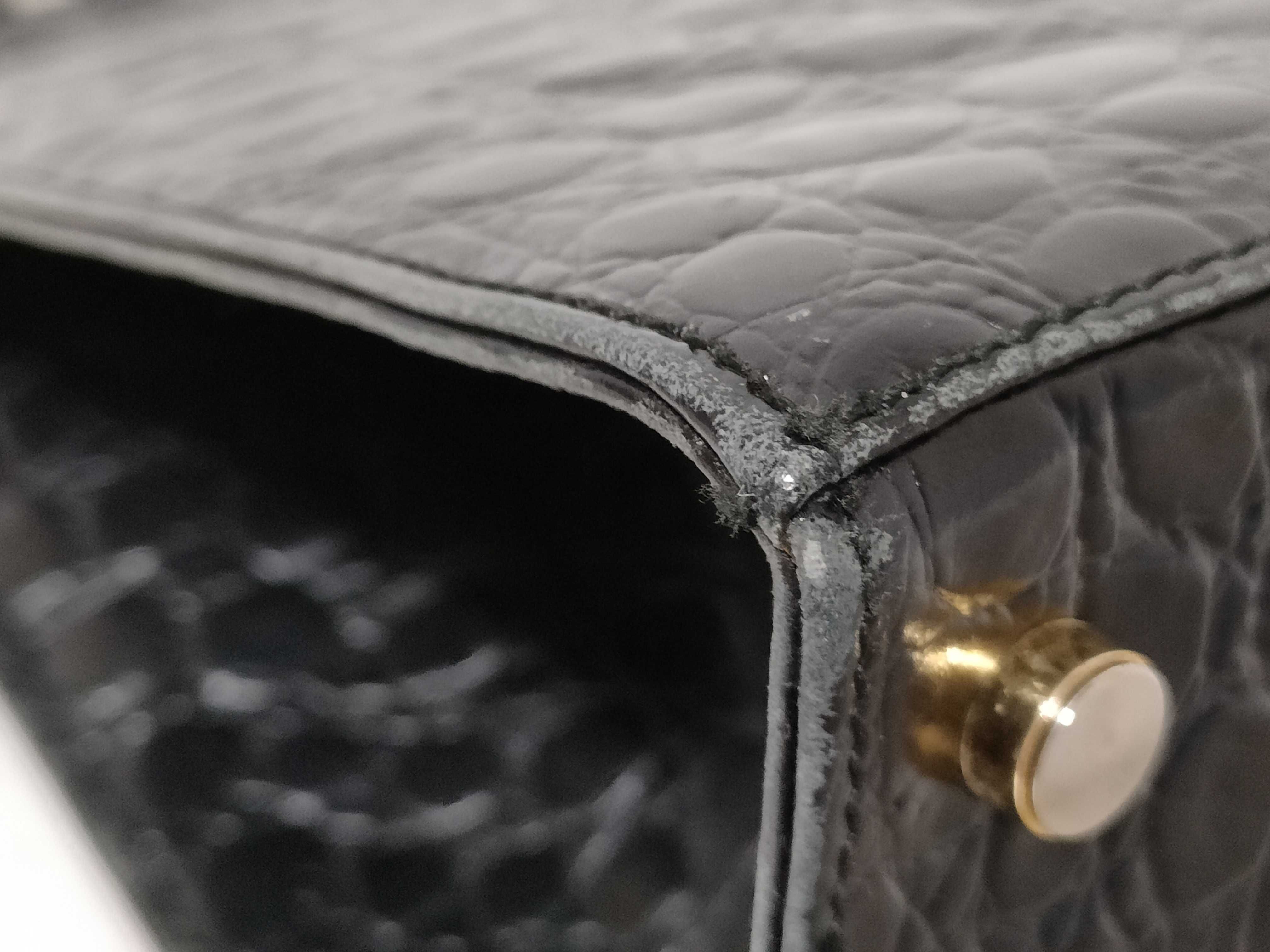 Salvatore Ferragamo Black Crocodile Embossed Leather Vara Bow Top Handle Bag