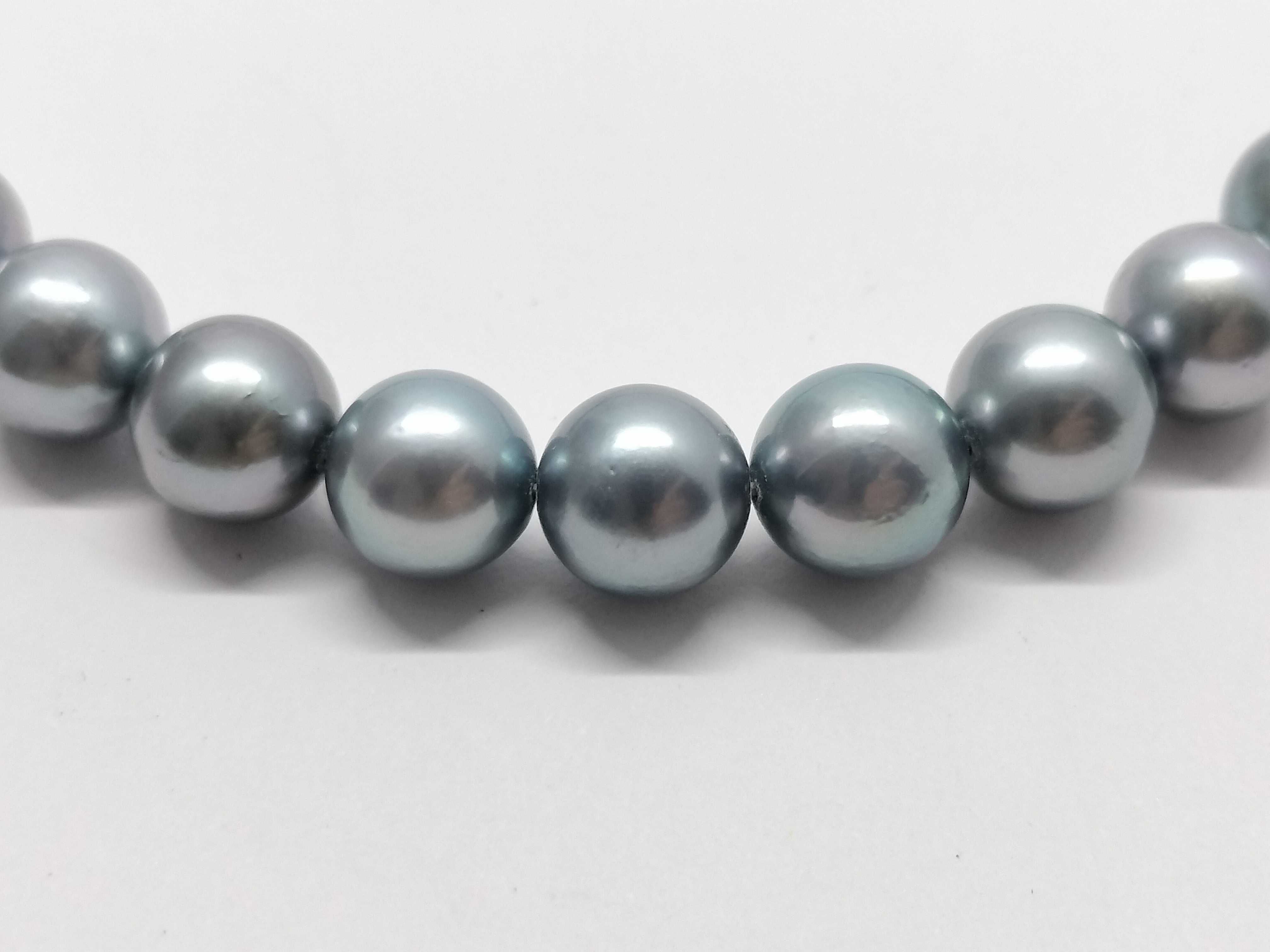 Silver and 8.0-9.0mm Silver-Gray Cultured Pearl Necklace