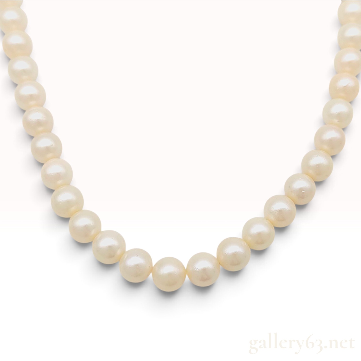 Vintage Silver and Cream Cultured Pearl Strand Necklace 19 Inch