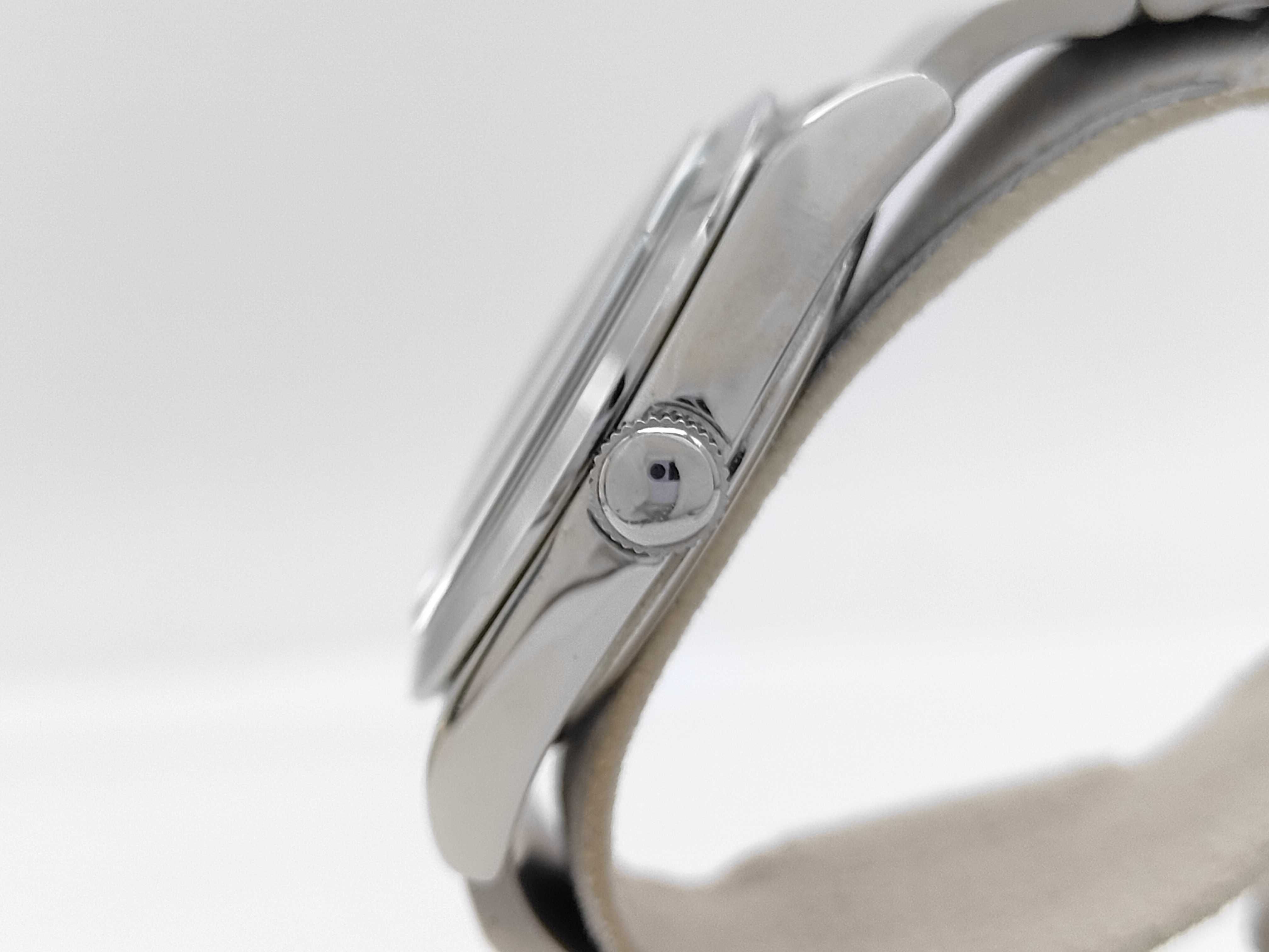 Paul Smith 6038-T006418 TA Stainless Steel Ladies Wristwatch with Booklet