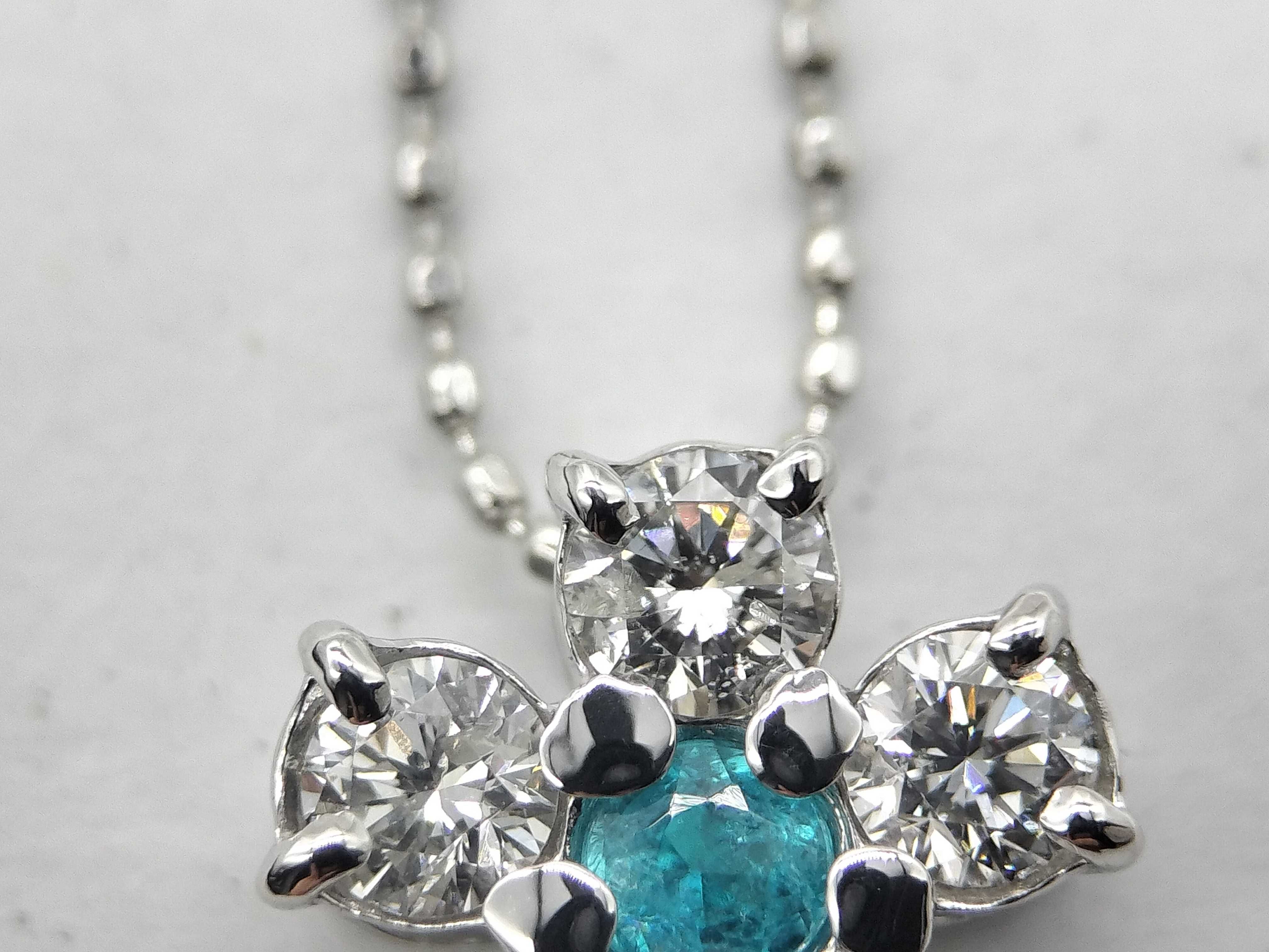 18KWG 0.08ct Paraiba Tourmaline and 0.52ctw Natural Diamond Flower Pendant Necklace