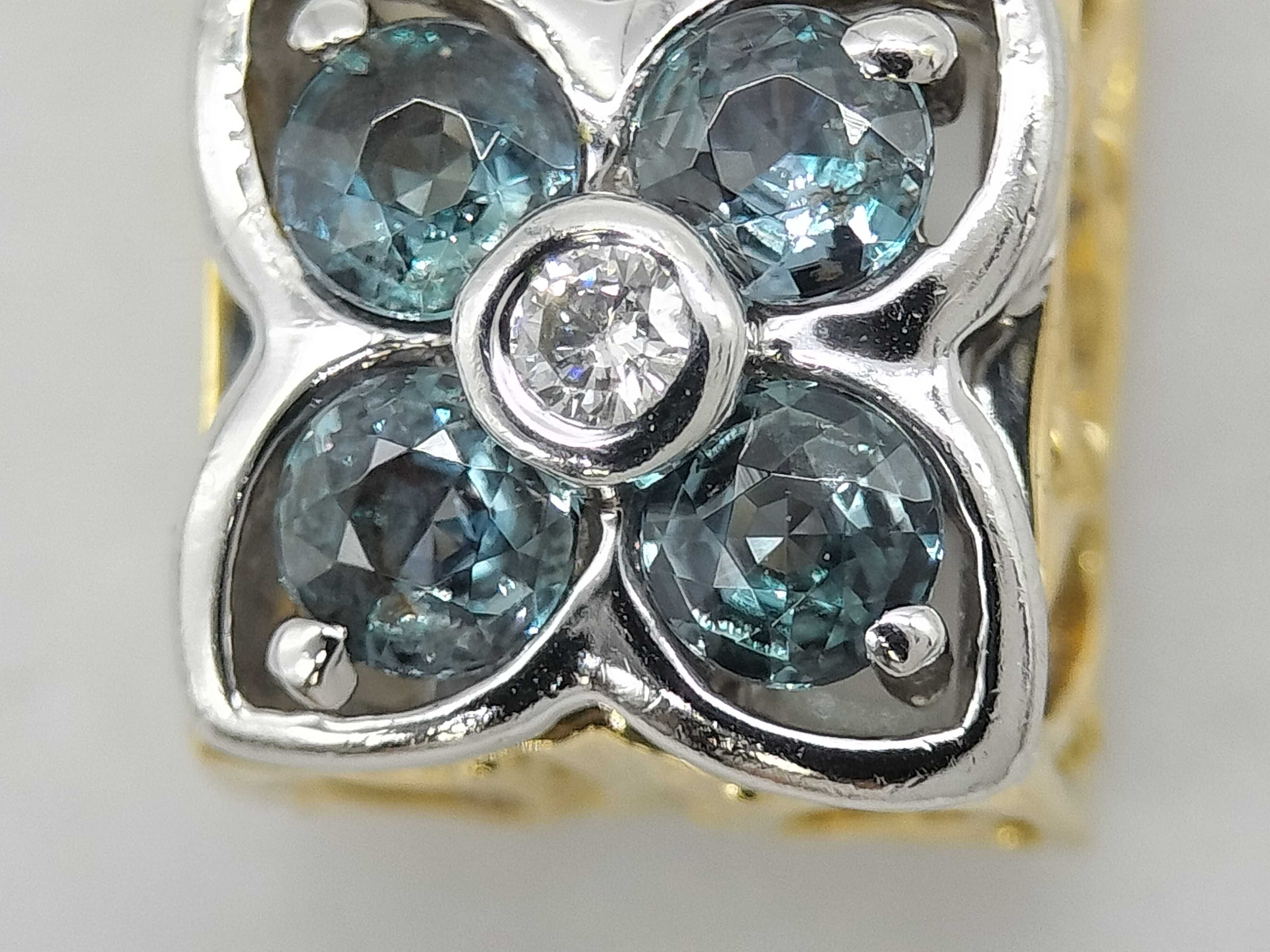 18K Gold Color Change Natural Alexandrite and Diamond Pendant