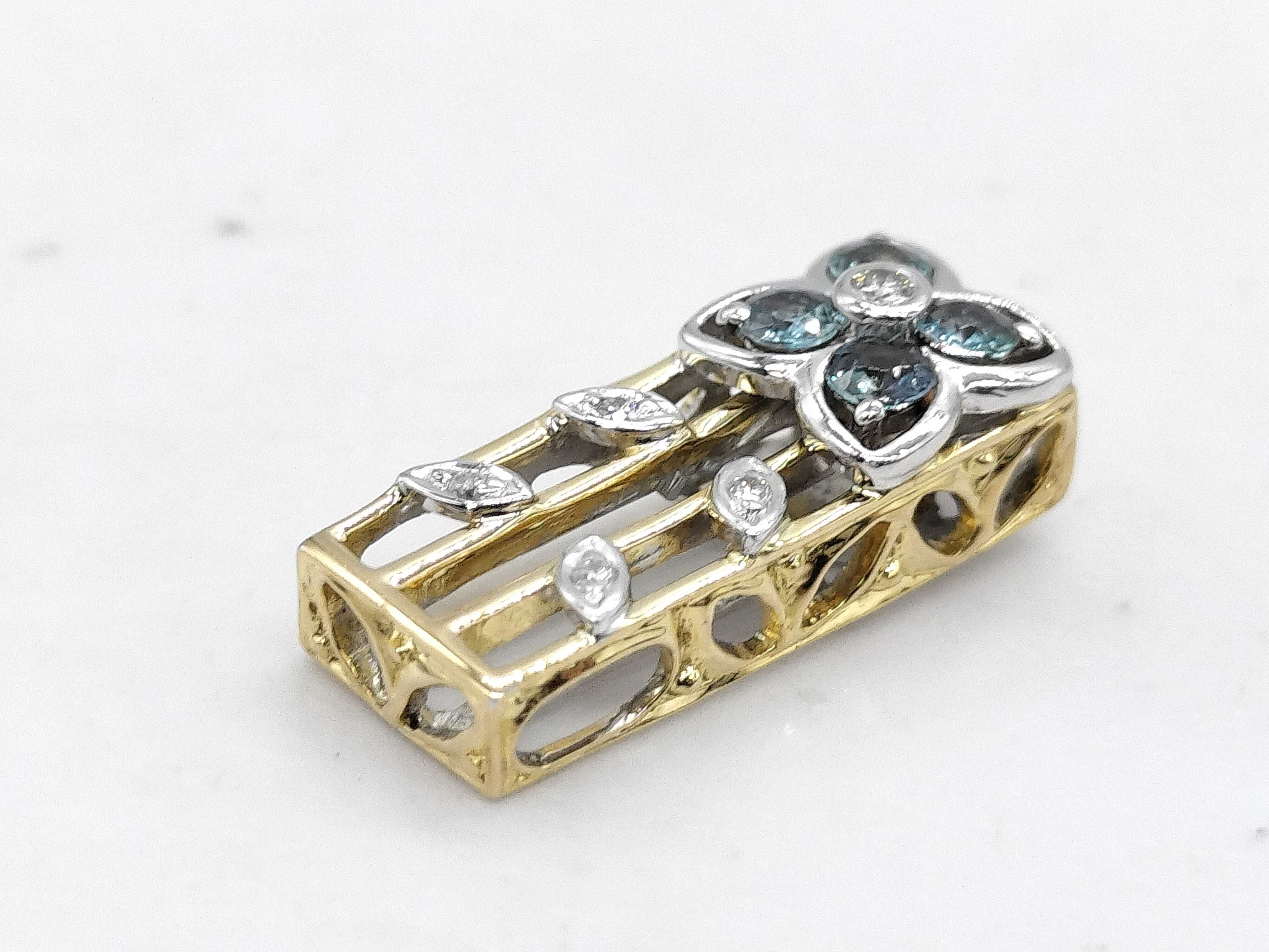 18K Gold Color Change Natural Alexandrite and Diamond Pendant