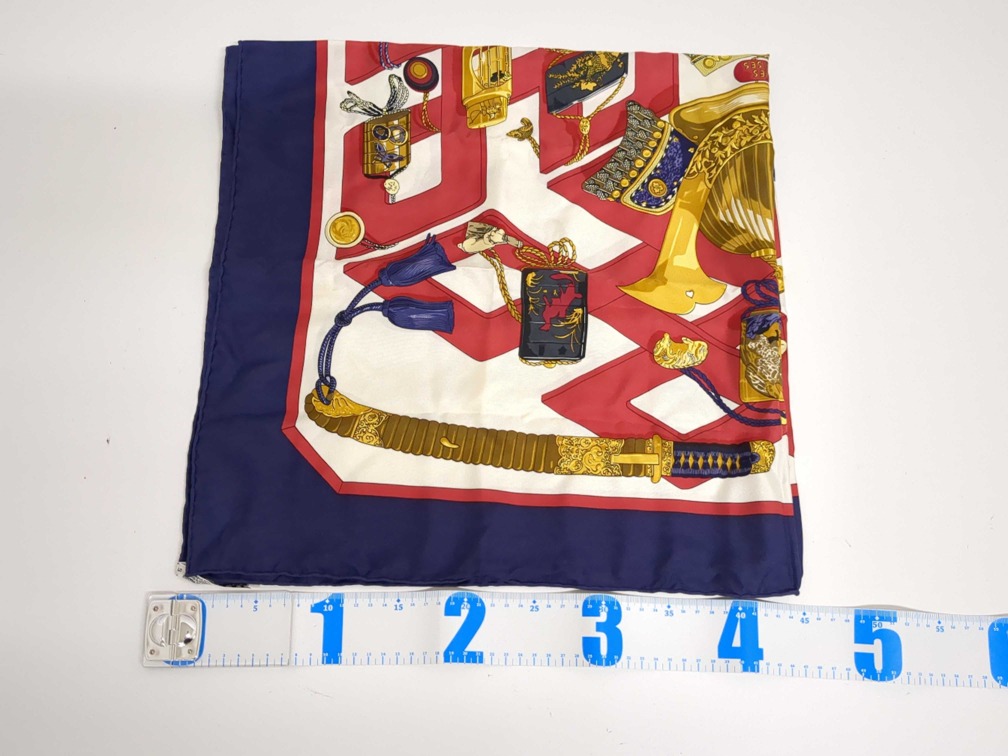 Vintage Hermes Reveries Japonaises (Japanese Reveries) Silk Carre 90