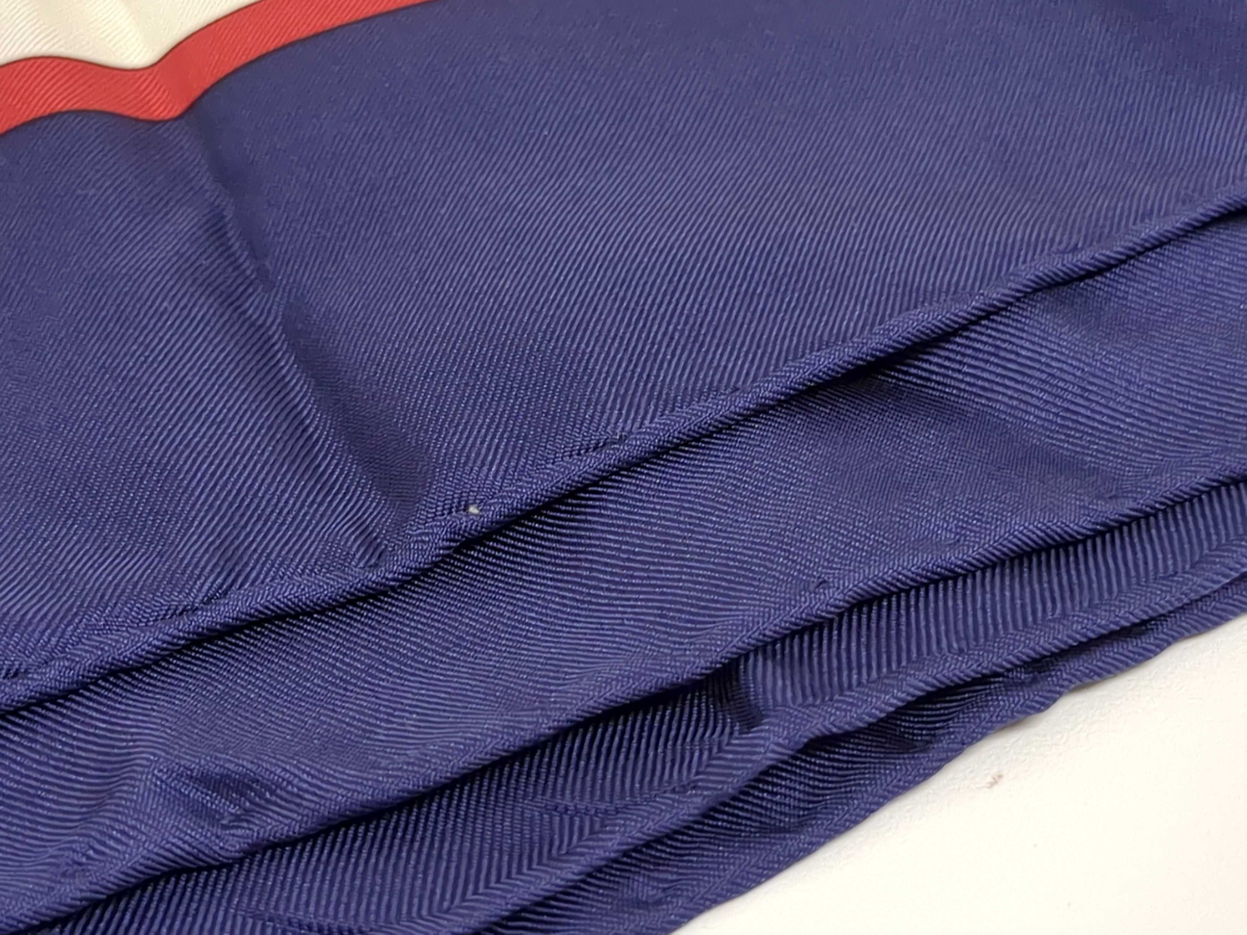 Vintage Hermes Reveries Japonaises (Japanese Reveries) Silk Carre 90