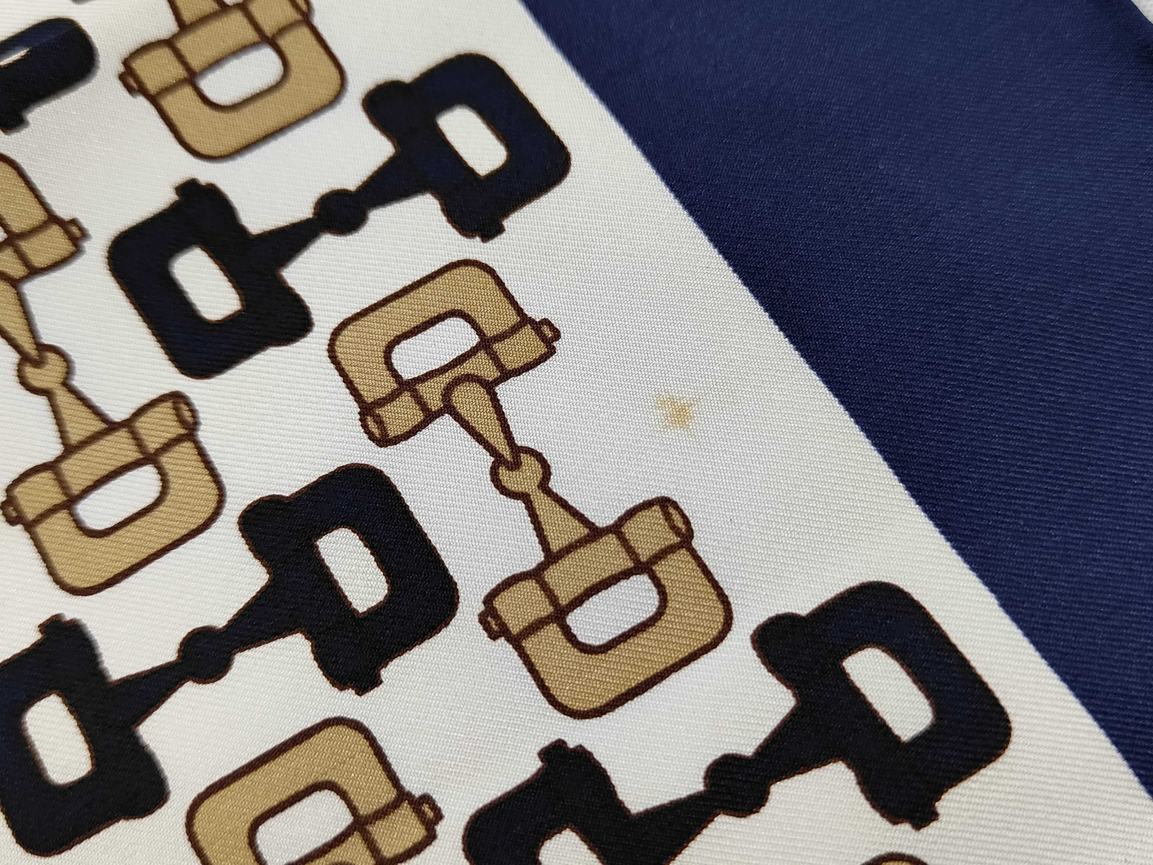 Vintage Gucci Horsebit Motif Navy and Cream Silk Scarf 67 cm
