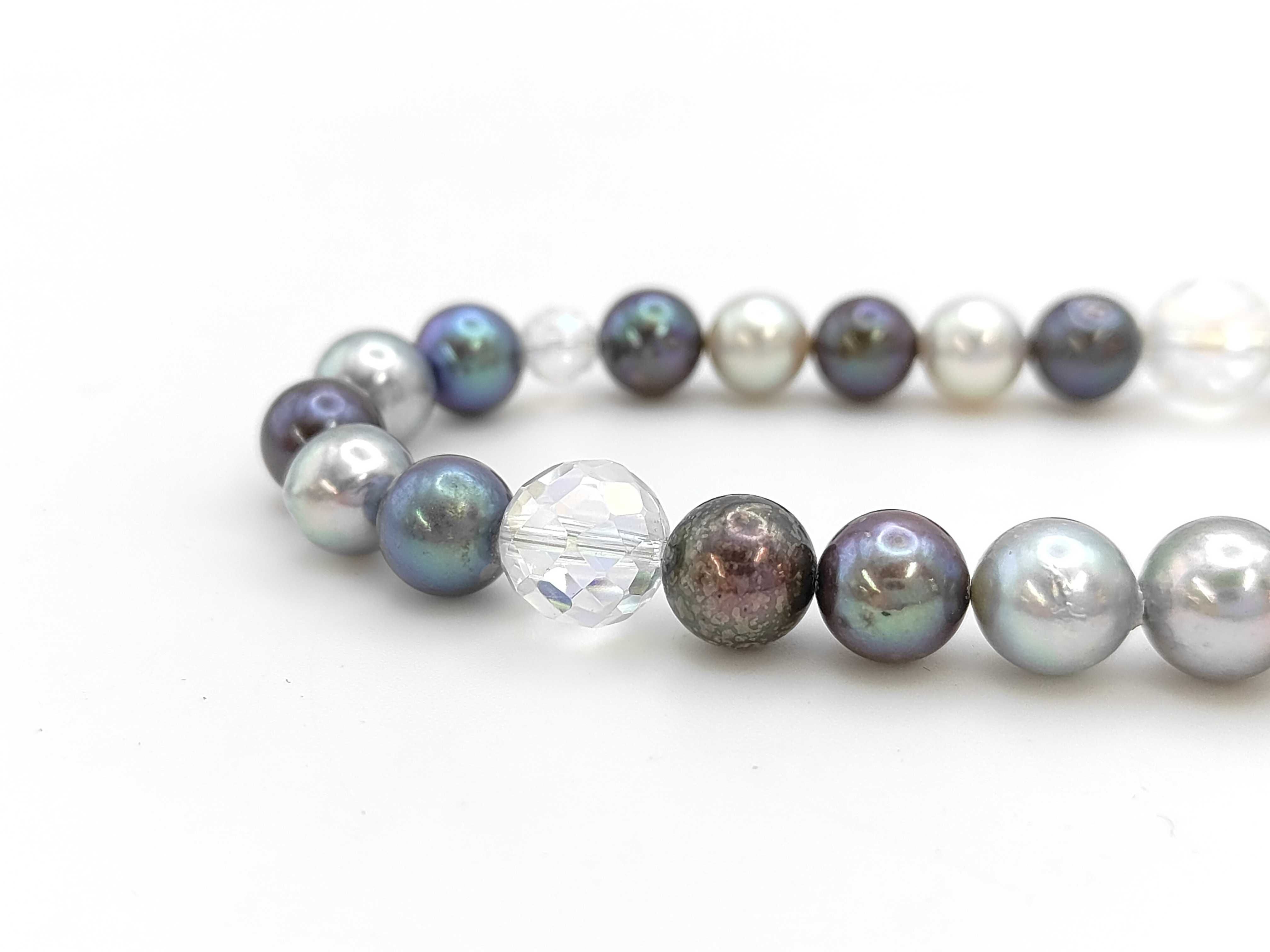 A Vintage Multicolor Cultured Pearl and Crystal Necklace with Silver Clasp