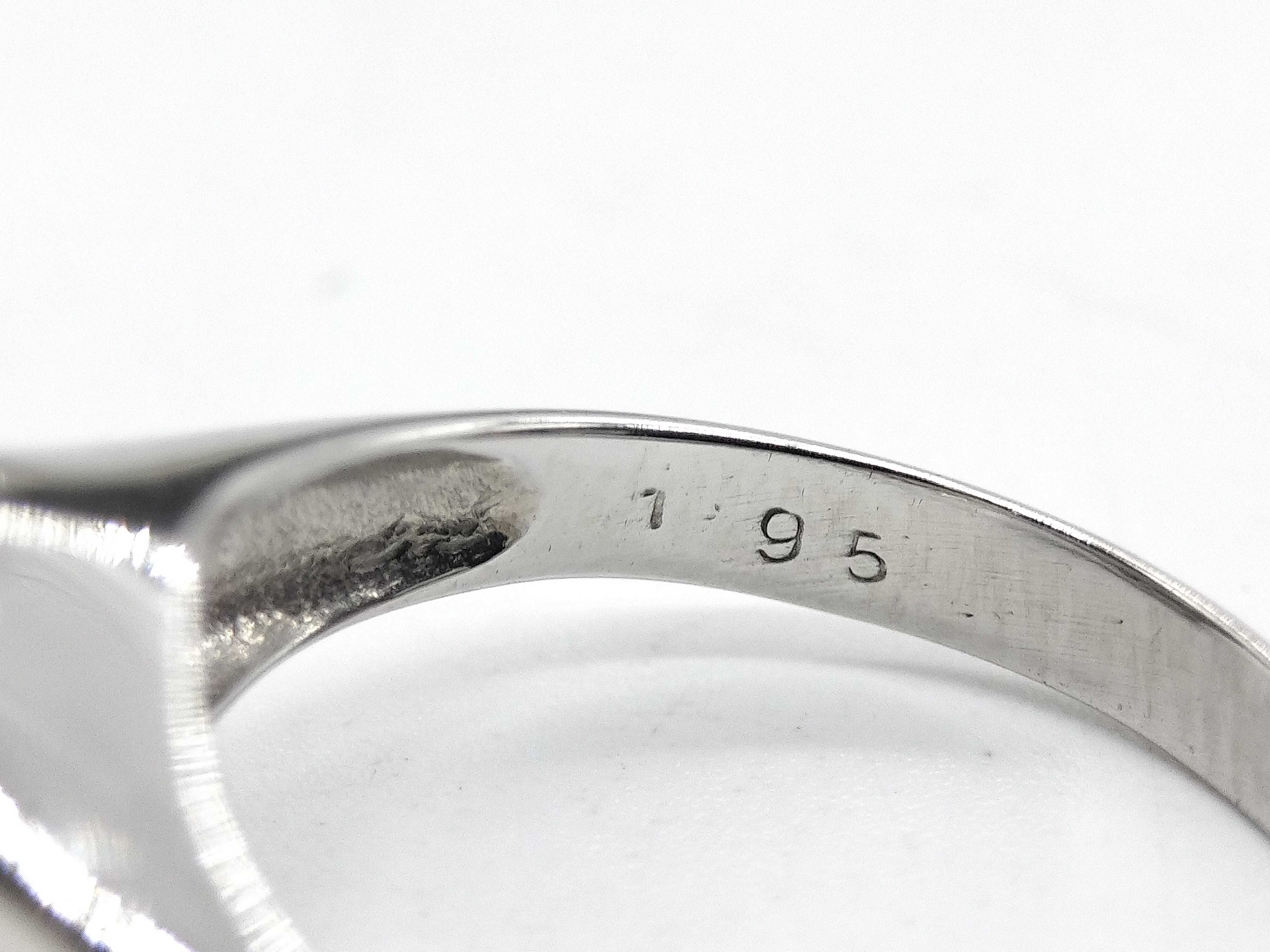 1.953ct Natural G-I1 Diamond Pt900 Solitaire Ring W/Central Gem Laboratory Report