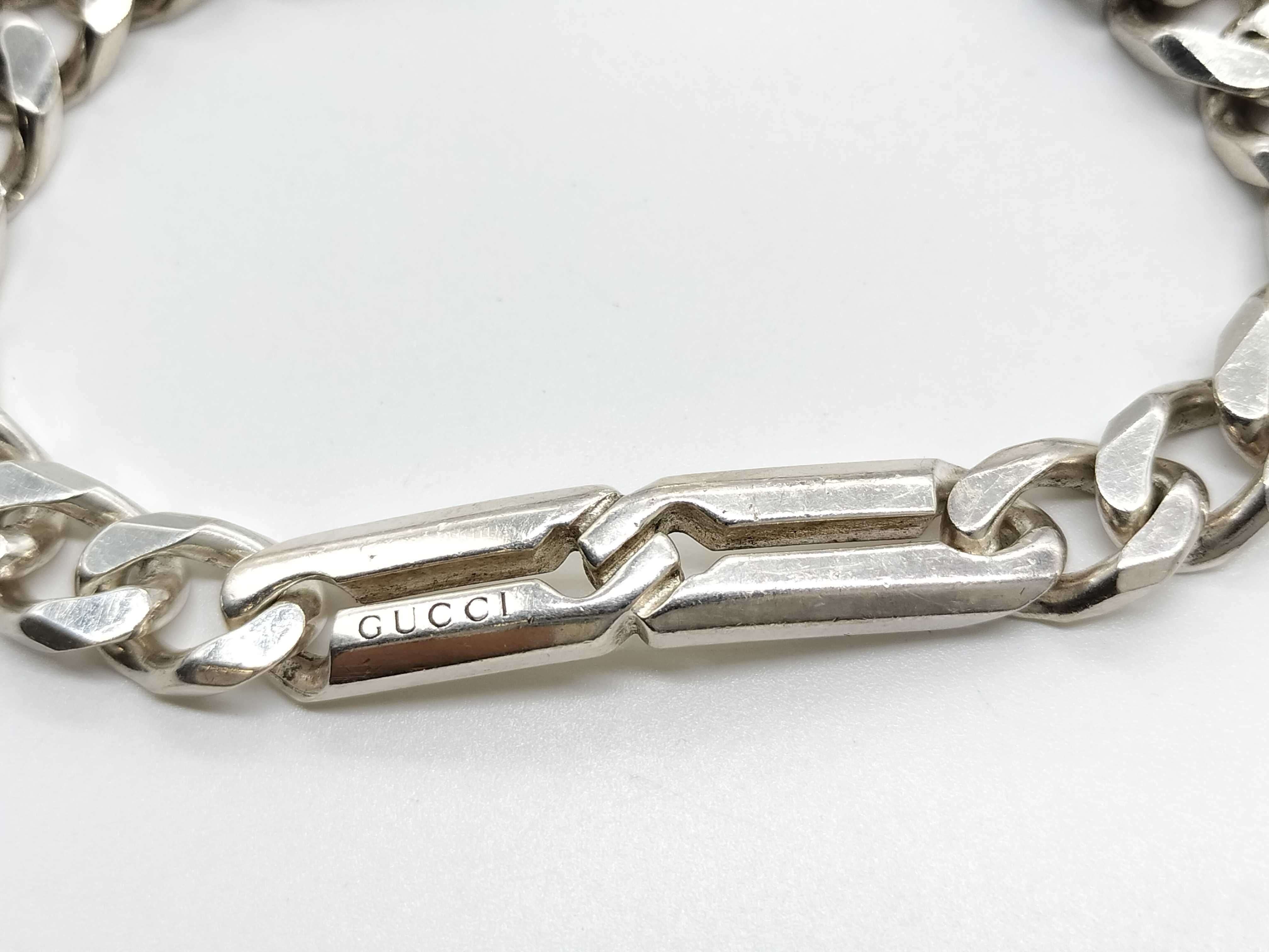 Gucci Infinity Knot Sterling Silver Curb Link Bracelet Size 18