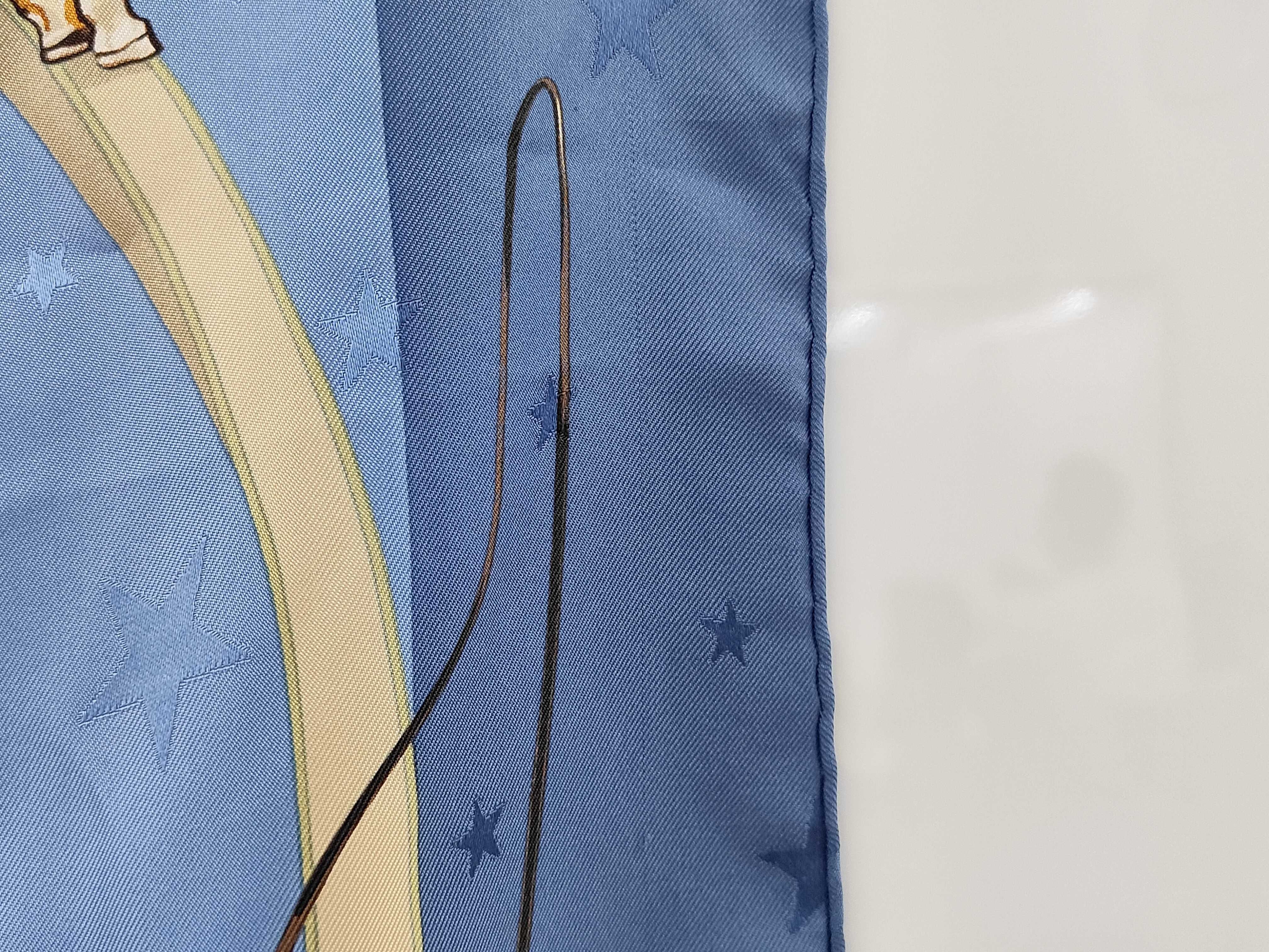 Vintage Hermes En Piste Blue Star Jacquard Silk Carre 90 cm