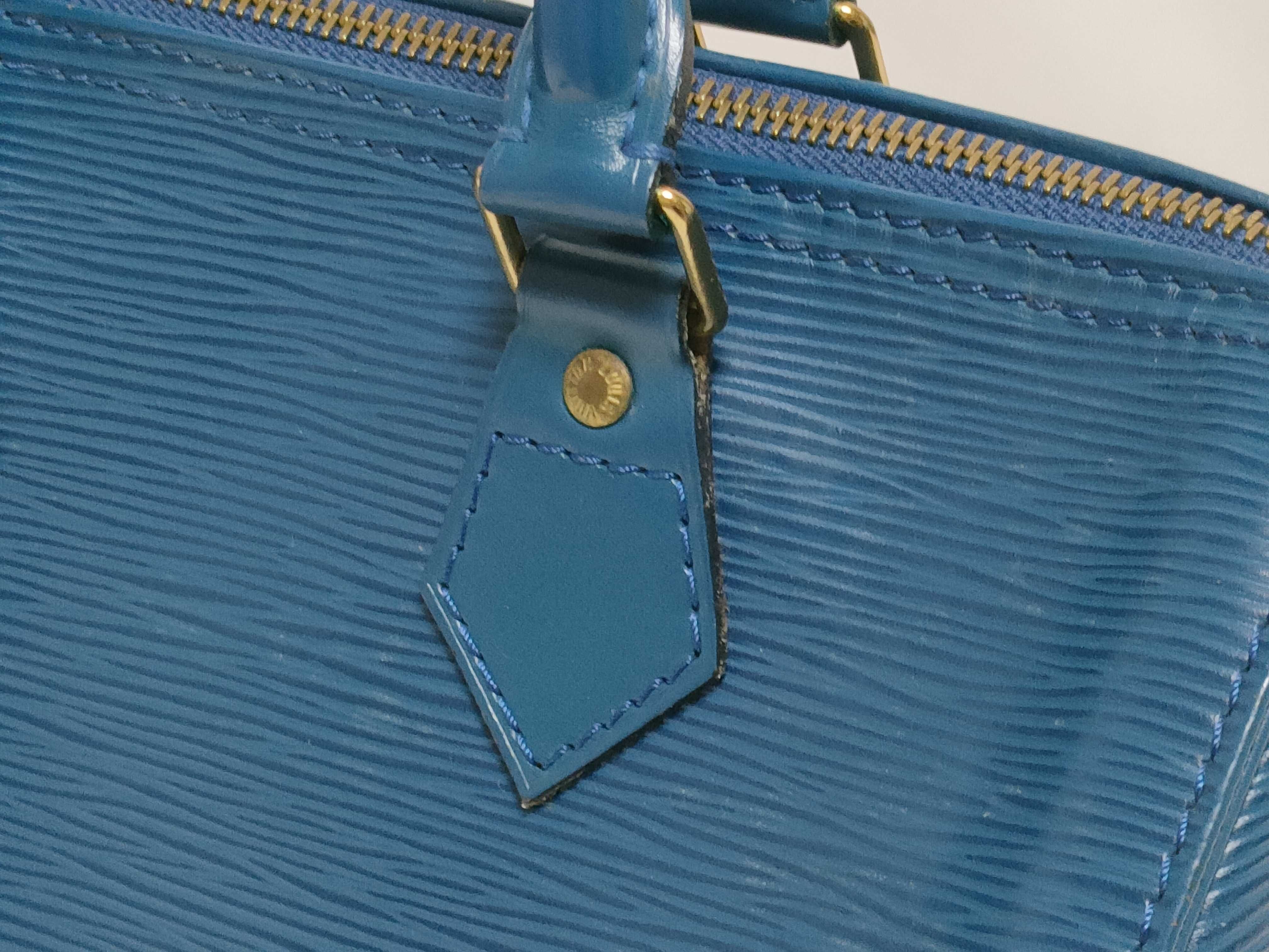 Vintage Louis Vuitton Speedy 30 Toledo Blue Epi Leather Top Handle Bag