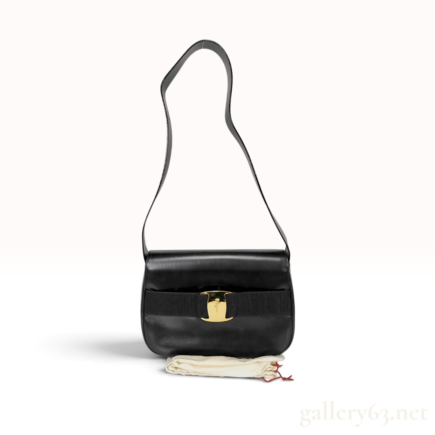 Vintage Salvatore Ferragamo Vara Bow Black Leather Shoulder Bag with Dust Bag