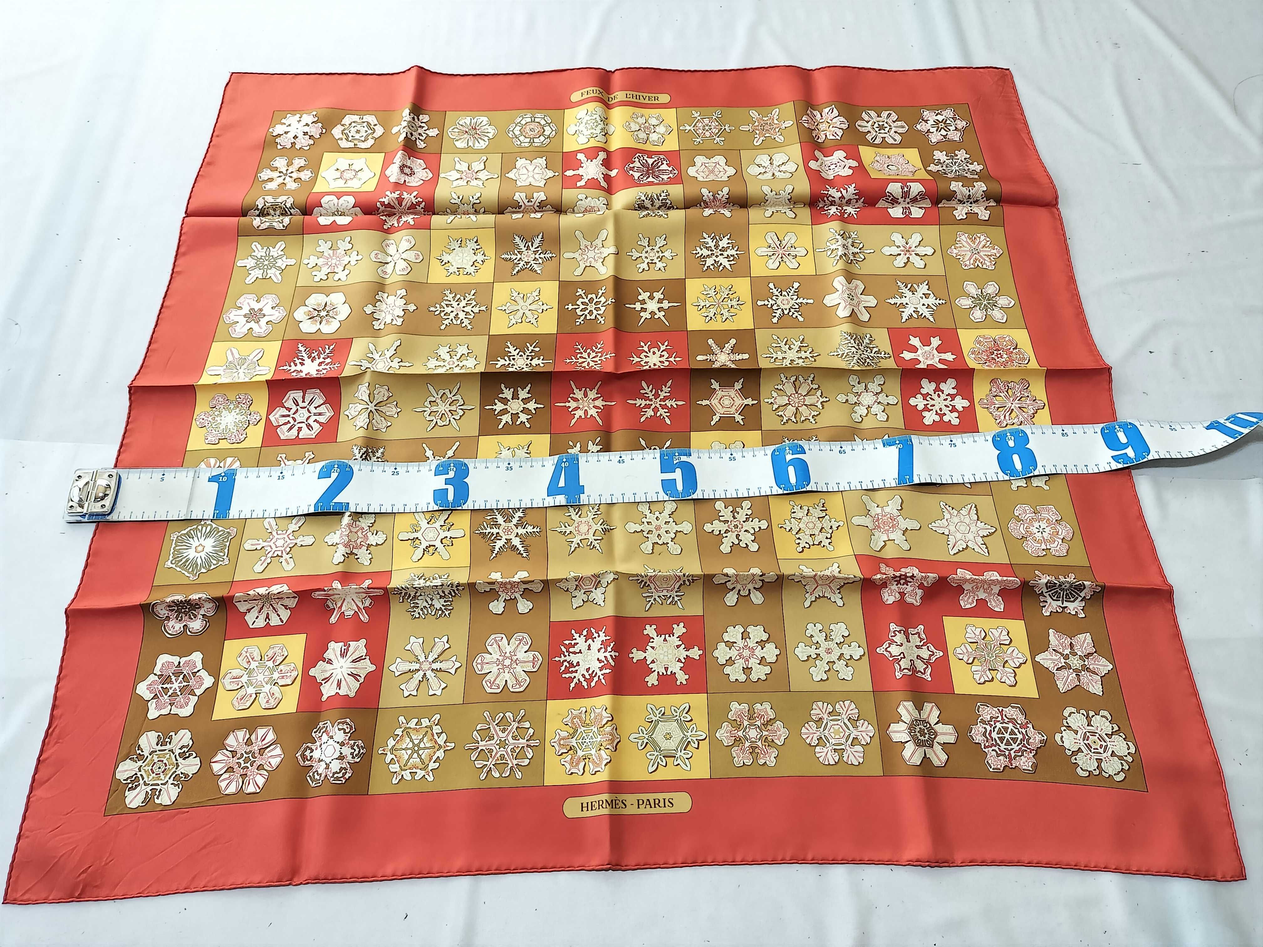Vintage Hermes Feux de l'Hiver (Winter Fires) Silk Carre 90
