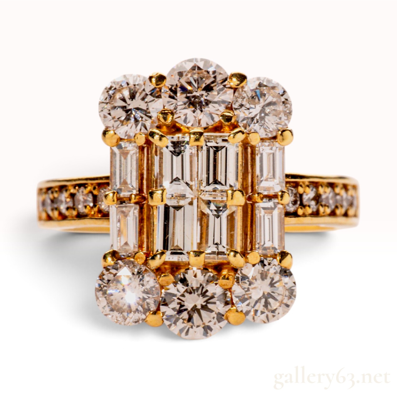 2.00ctw Natural Diamond and 18K Yellow Gold Cluster Cocktail Ring