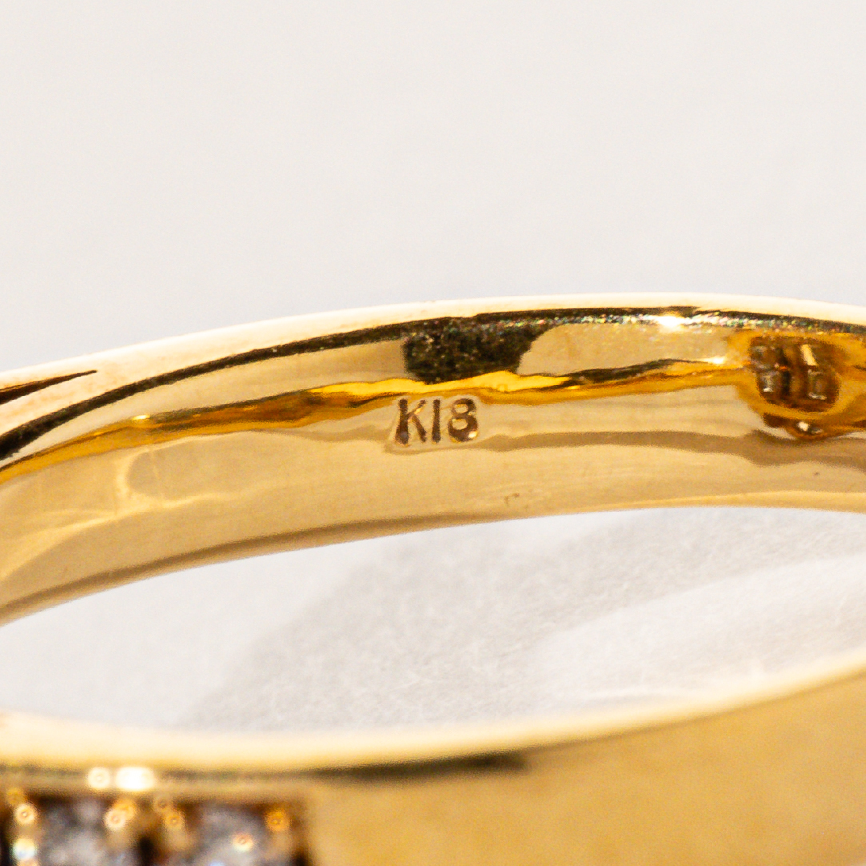 2.00ctw Natural Diamond and 18K Yellow Gold Cluster Cocktail Ring