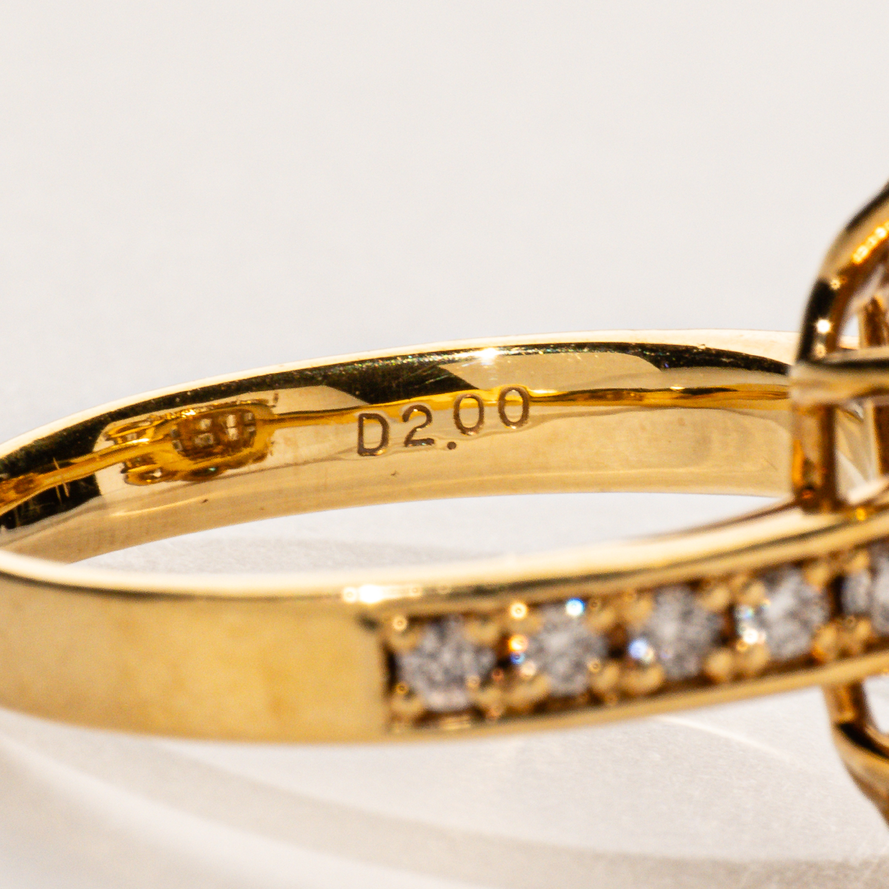 2.00ctw Natural Diamond and 18K Yellow Gold Cluster Cocktail Ring
