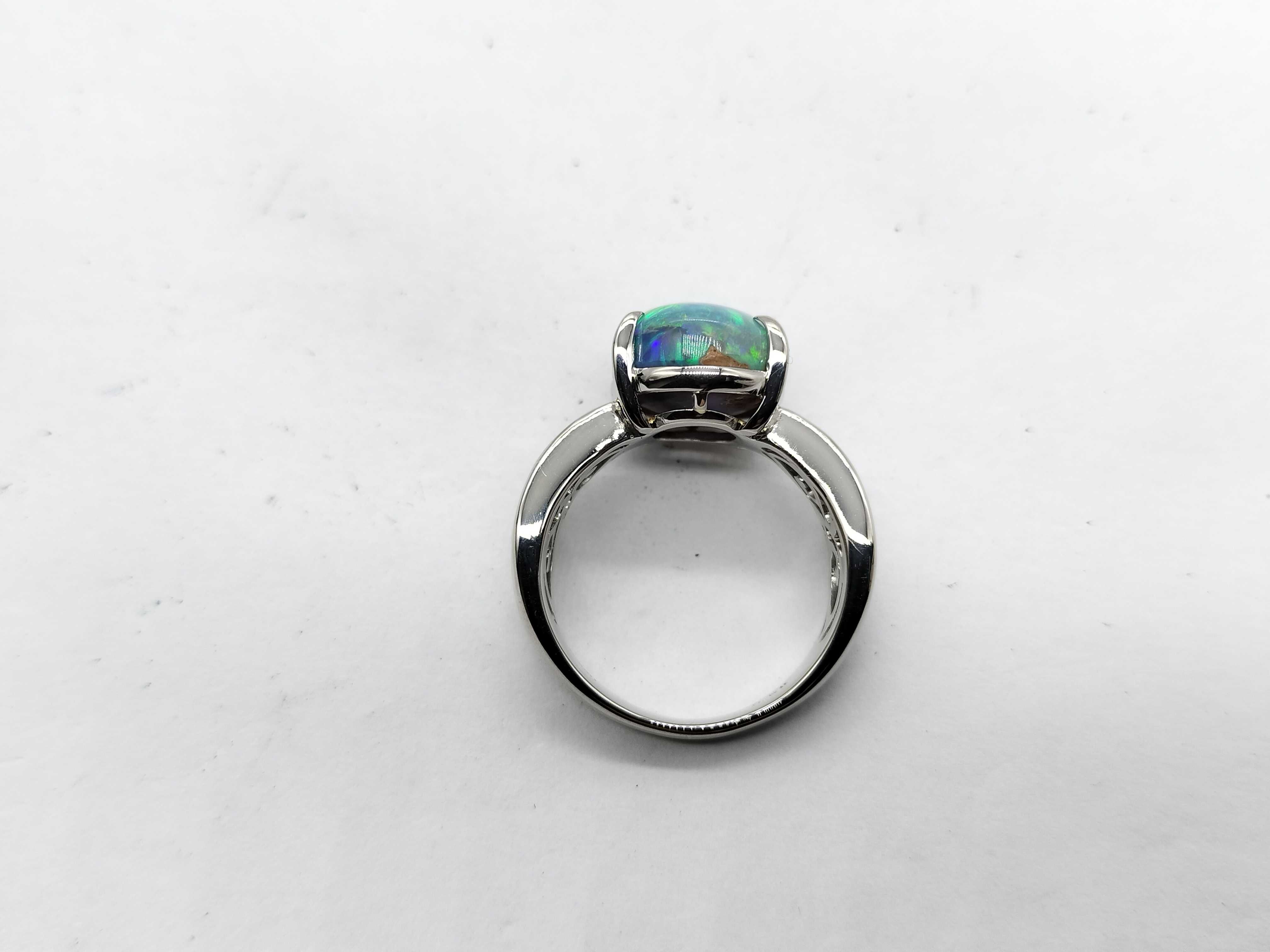 5.575ct Natural Black Opal and 0.50ctw Natural Diamond Platinum Ring with Memo
