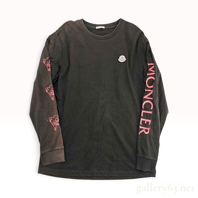 Moncler Duck Graphic Faded Black Cotton Long Sleeve T-Shirt Size L. This Moncler long-sleeve 