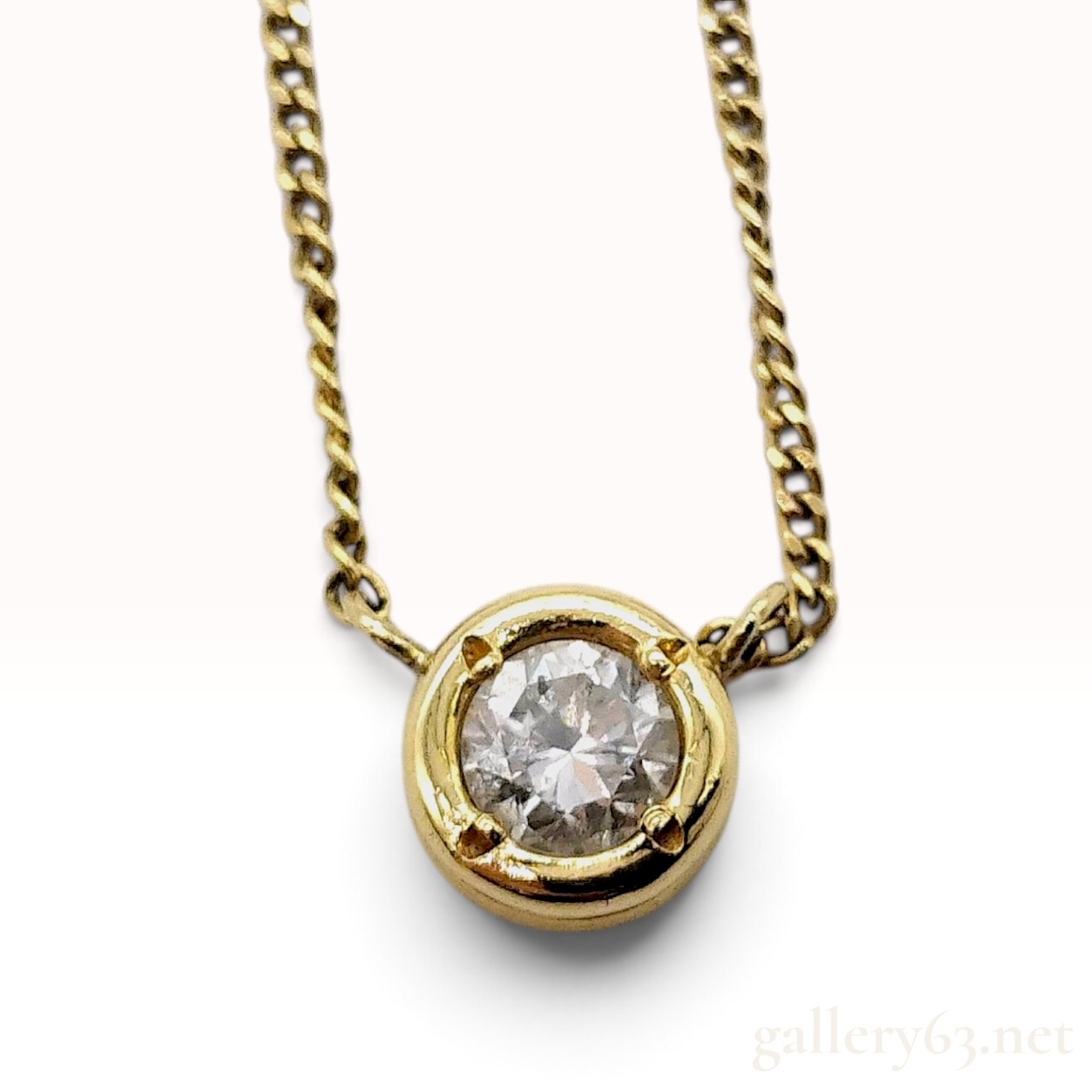 18K Yellow Gold and 0.29ct Natural Diamond Solitaire Pendant Necklace