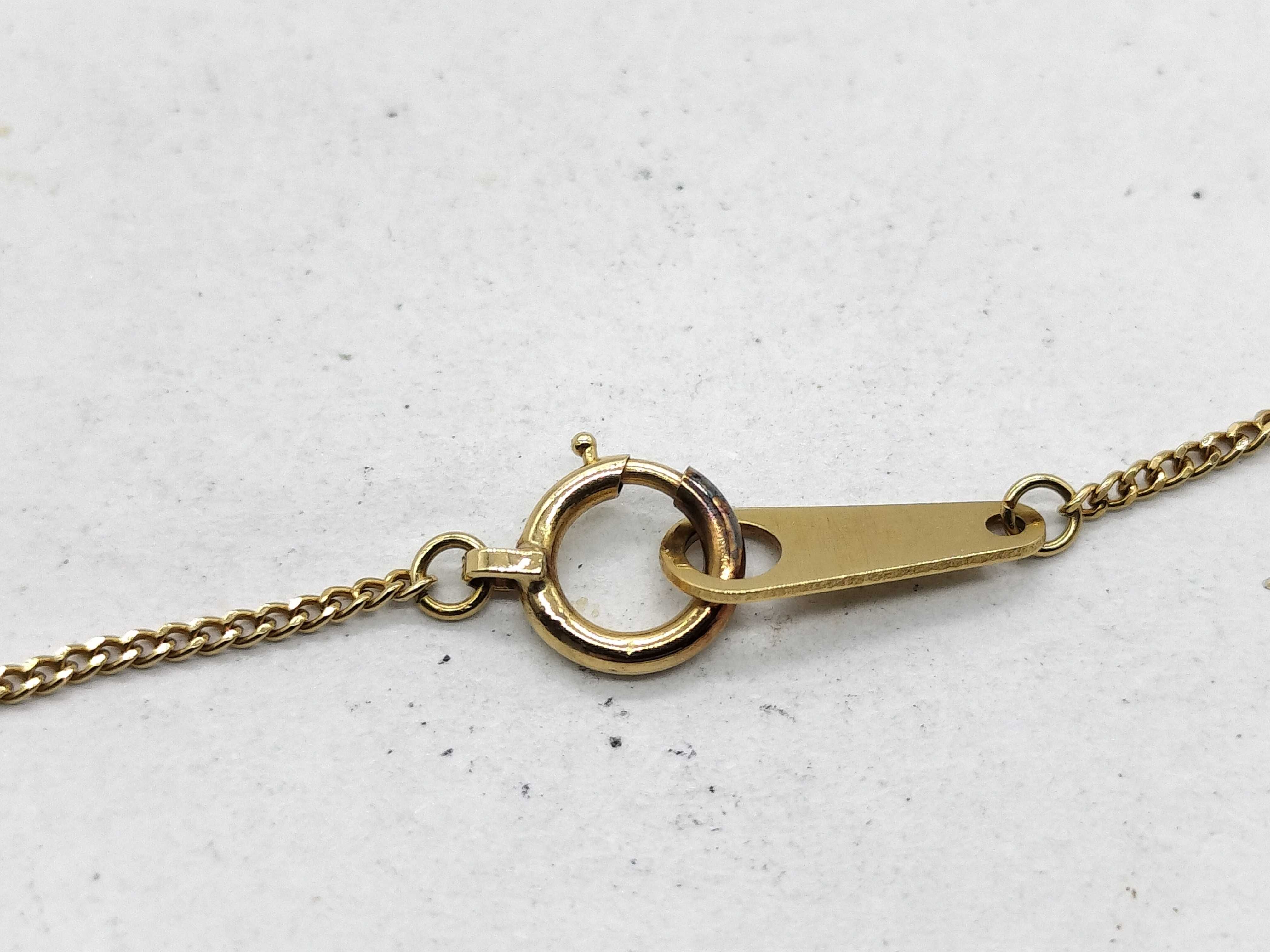 18K Yellow Gold and 0.29ct Natural Diamond Solitaire Pendant Necklace