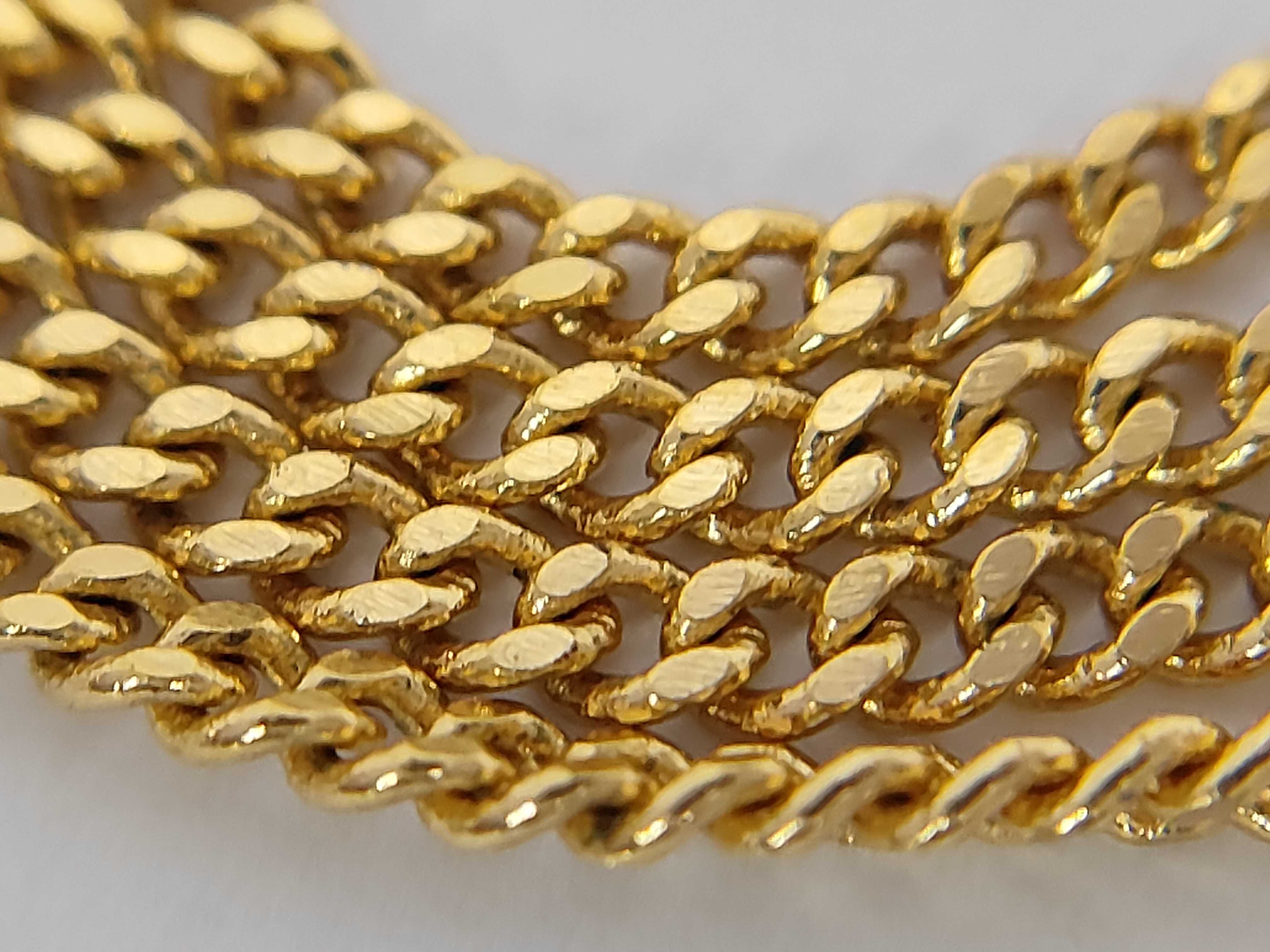 Vintage Christian Dior CD Logo Gold Toned Curb Link Bracelet
