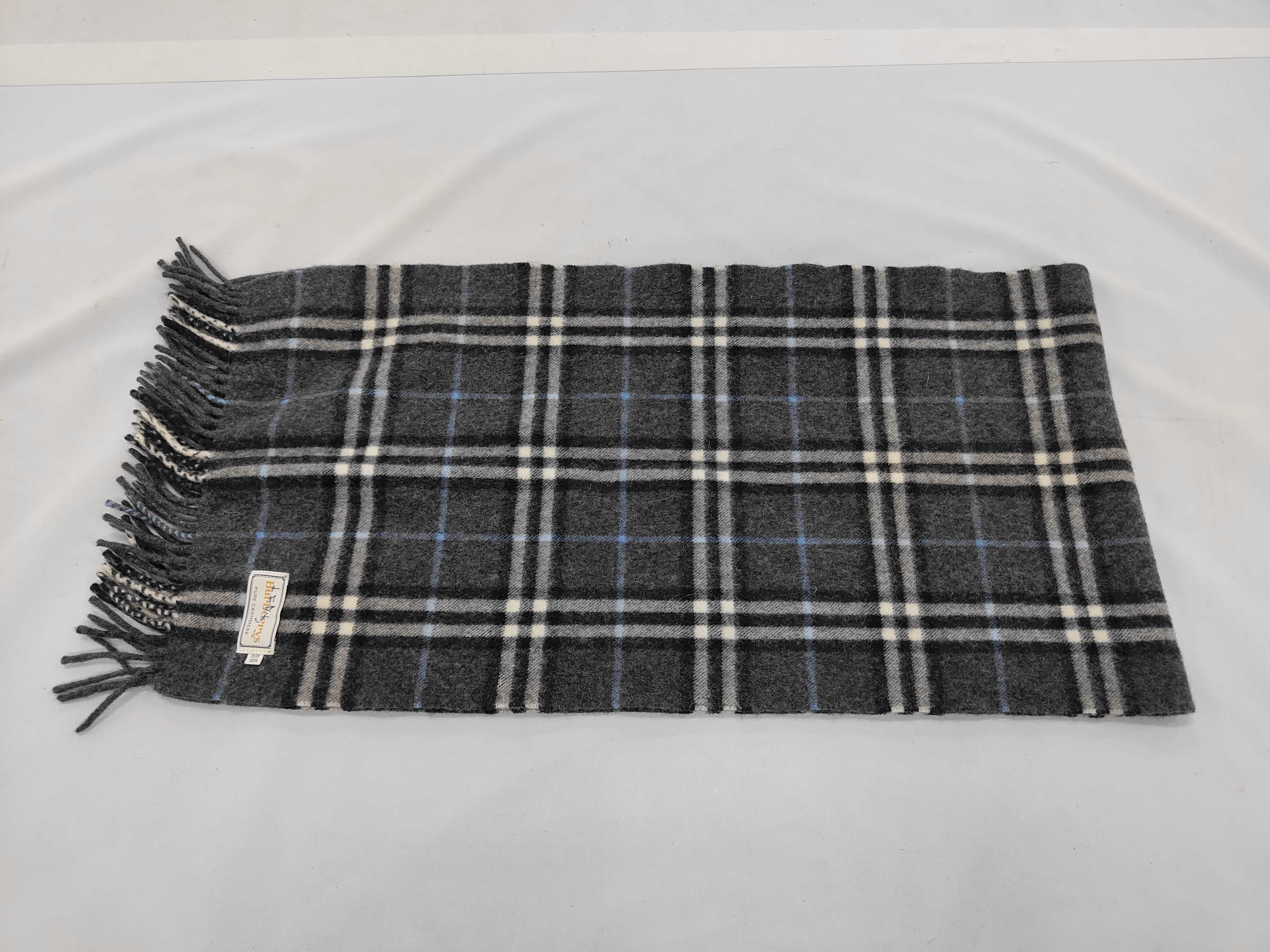 Vintage Burberrys Check Charcoal Gray Pure Cashmere Scarf