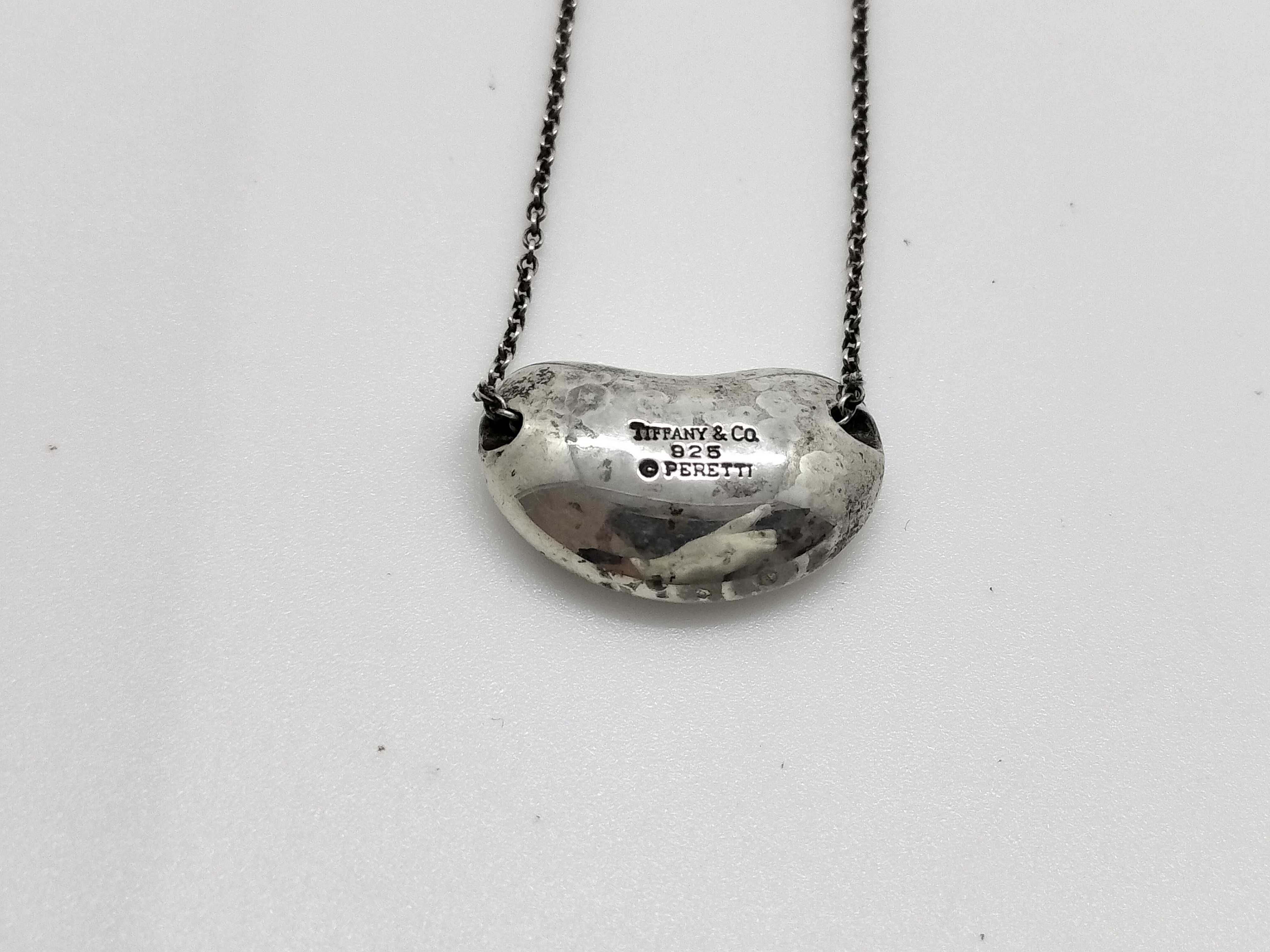 Vintage Tiffany & Co. Elsa Peretti Bean Sterling Silver Pendant Necklace