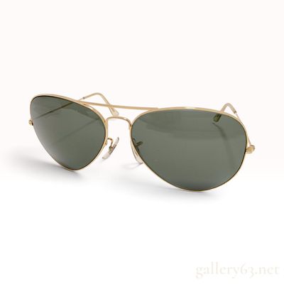Vintage Ray-Ban Bausch & Lomb 62mm Gold Toned Aviator Sunglasses. This Bausch & Lomb Ray-Ban 