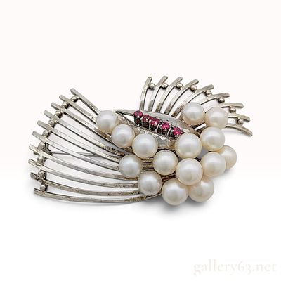 Sterling Silver 13 Cultured Pearl and Ruby Spray Brooch. This mid-century modern spray brooch is 