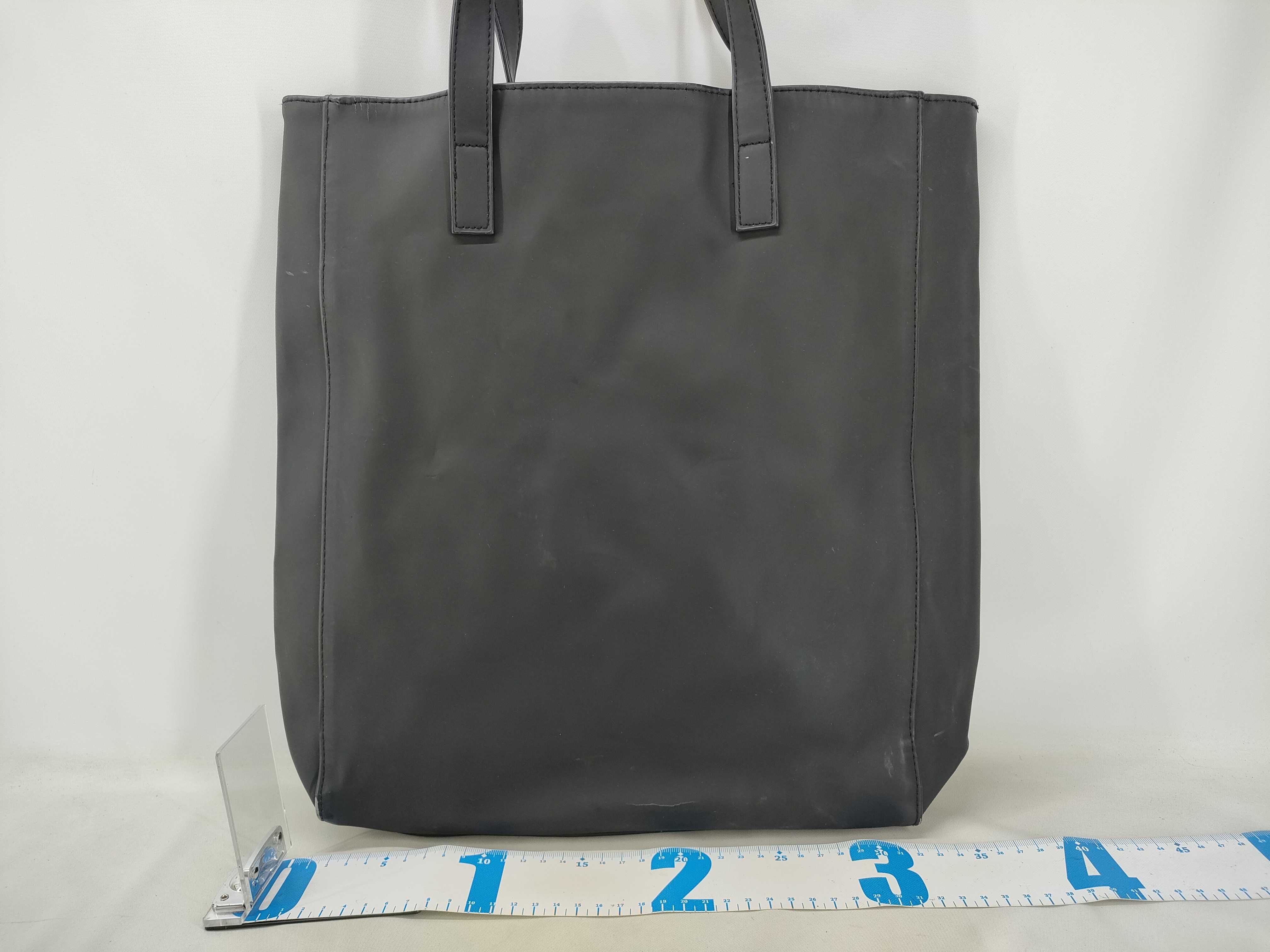 Givenchy Parfums Black and Red Synthetic Open Top Shoulder Tote Bag