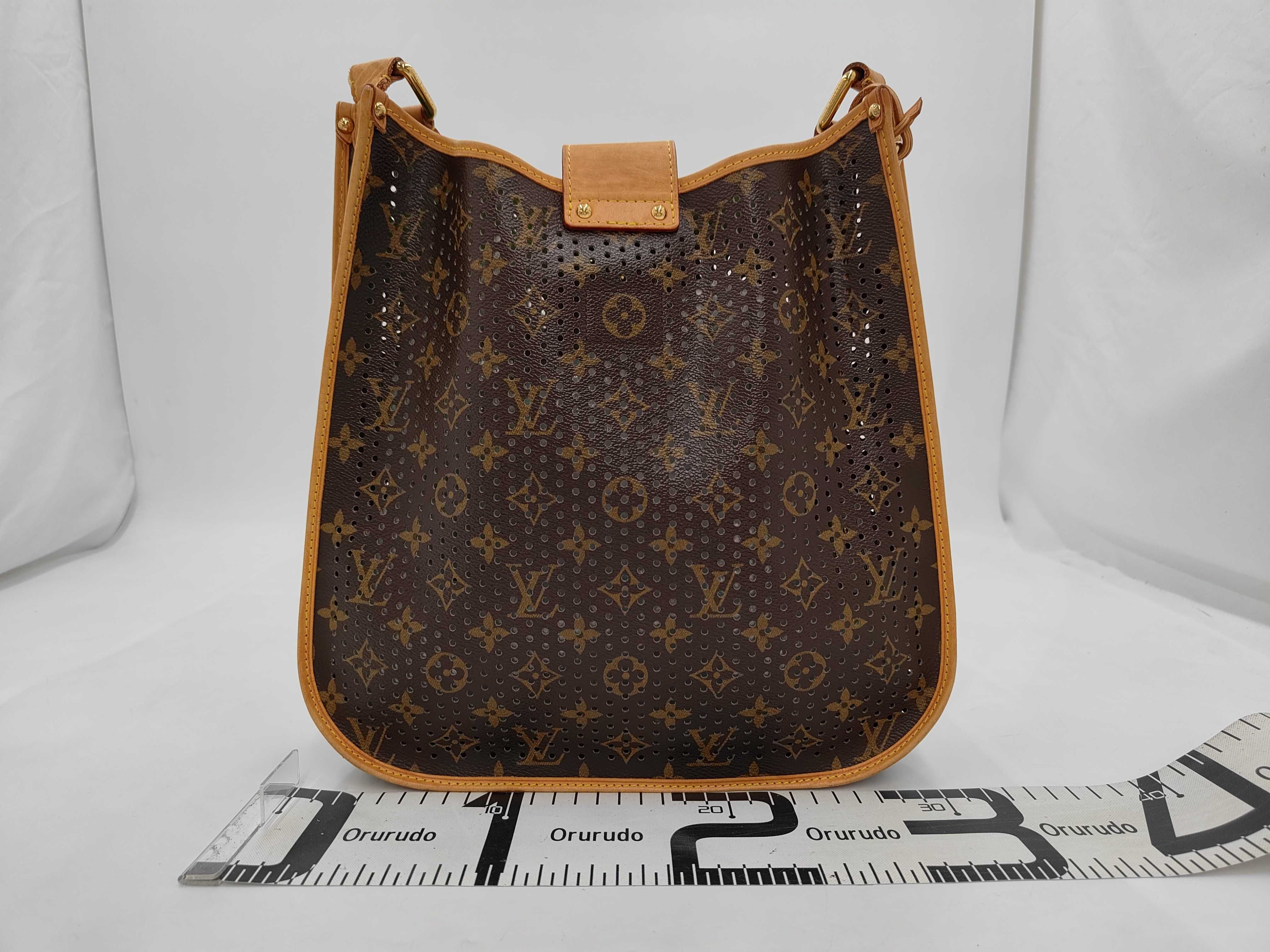 Vintage Louis Vuitton Perforated Monogram Musette Vert Canvas Crossbody Bag