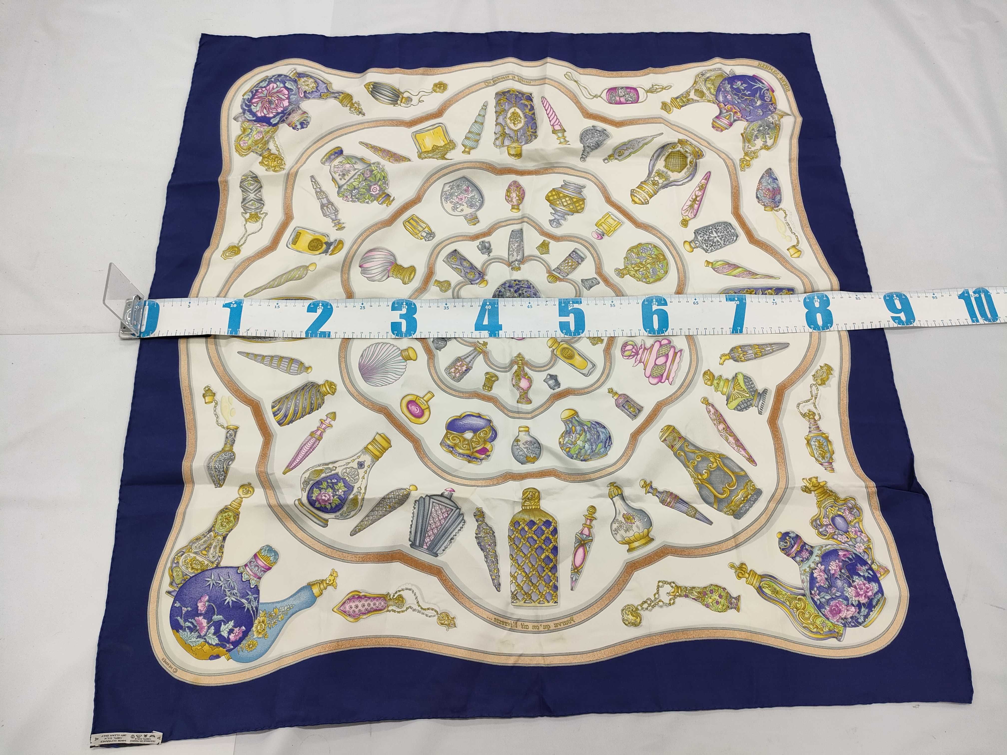 Hermes Pourvu qu'on ait l'ivresse Navy Blue Silk Carre 90