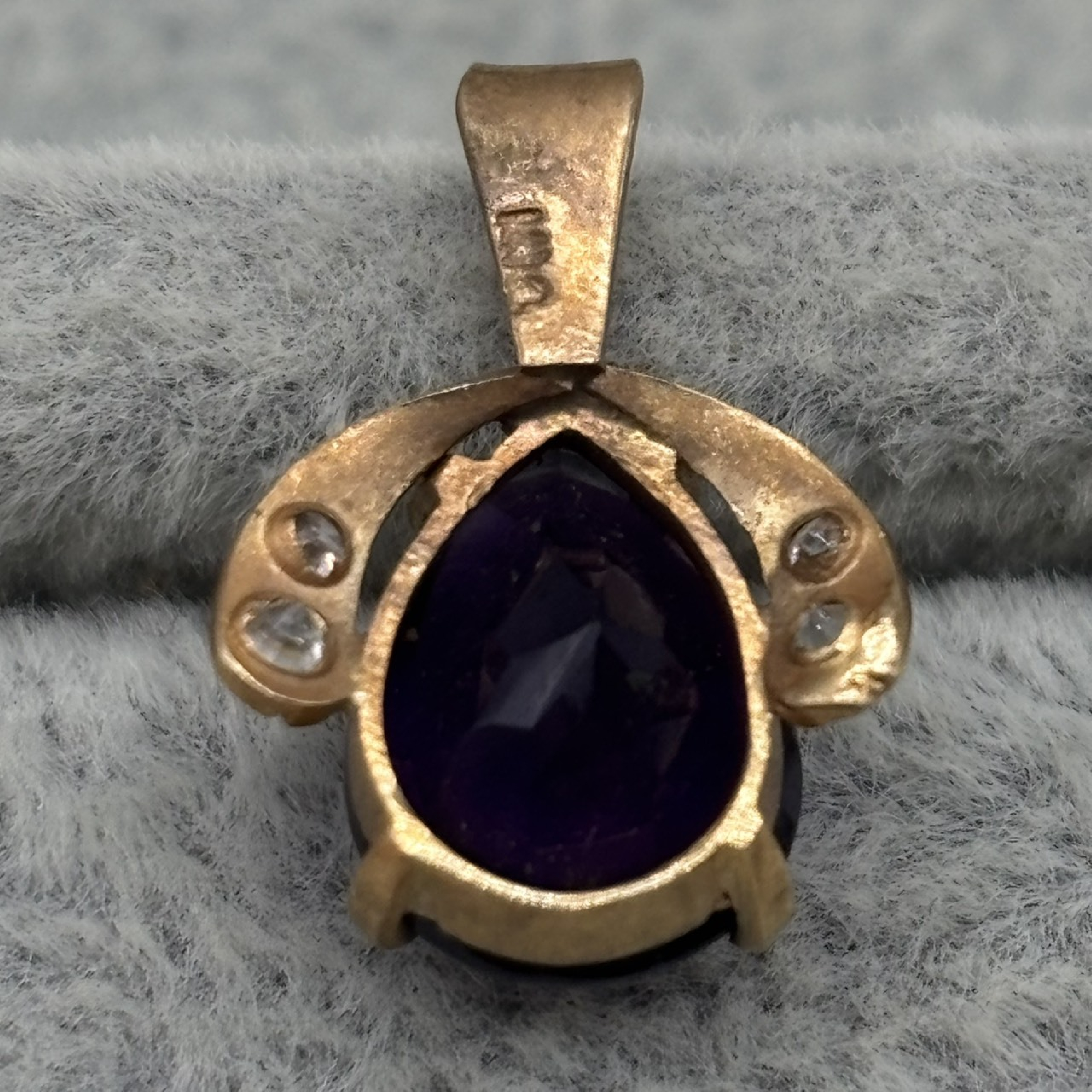 Vintage 14K Yellow Gold Amethyst and Natural Diamond Pendant