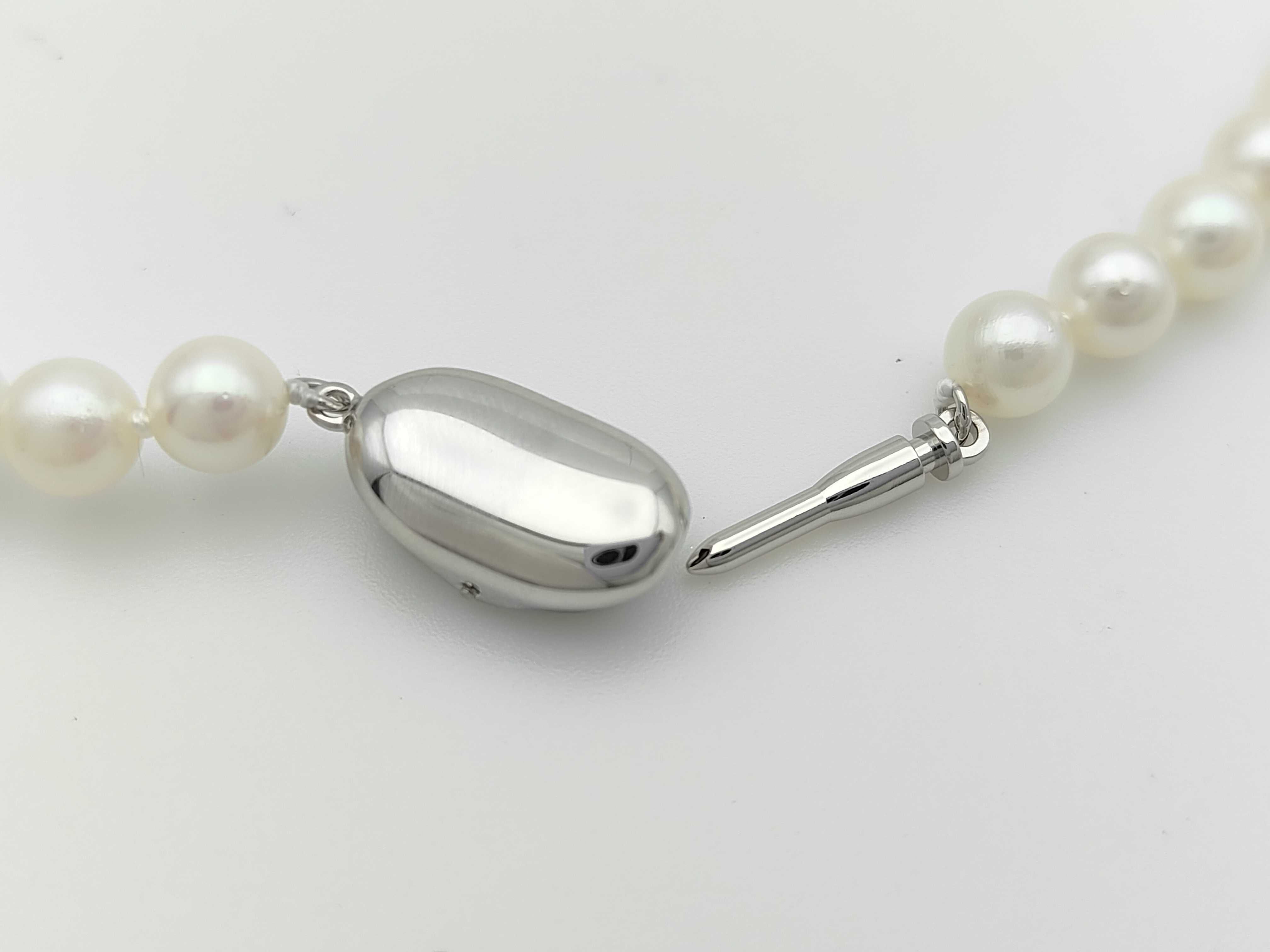 White 5.5mm-6.0mm Cultured Pearl and Silver Necklace 43 cm