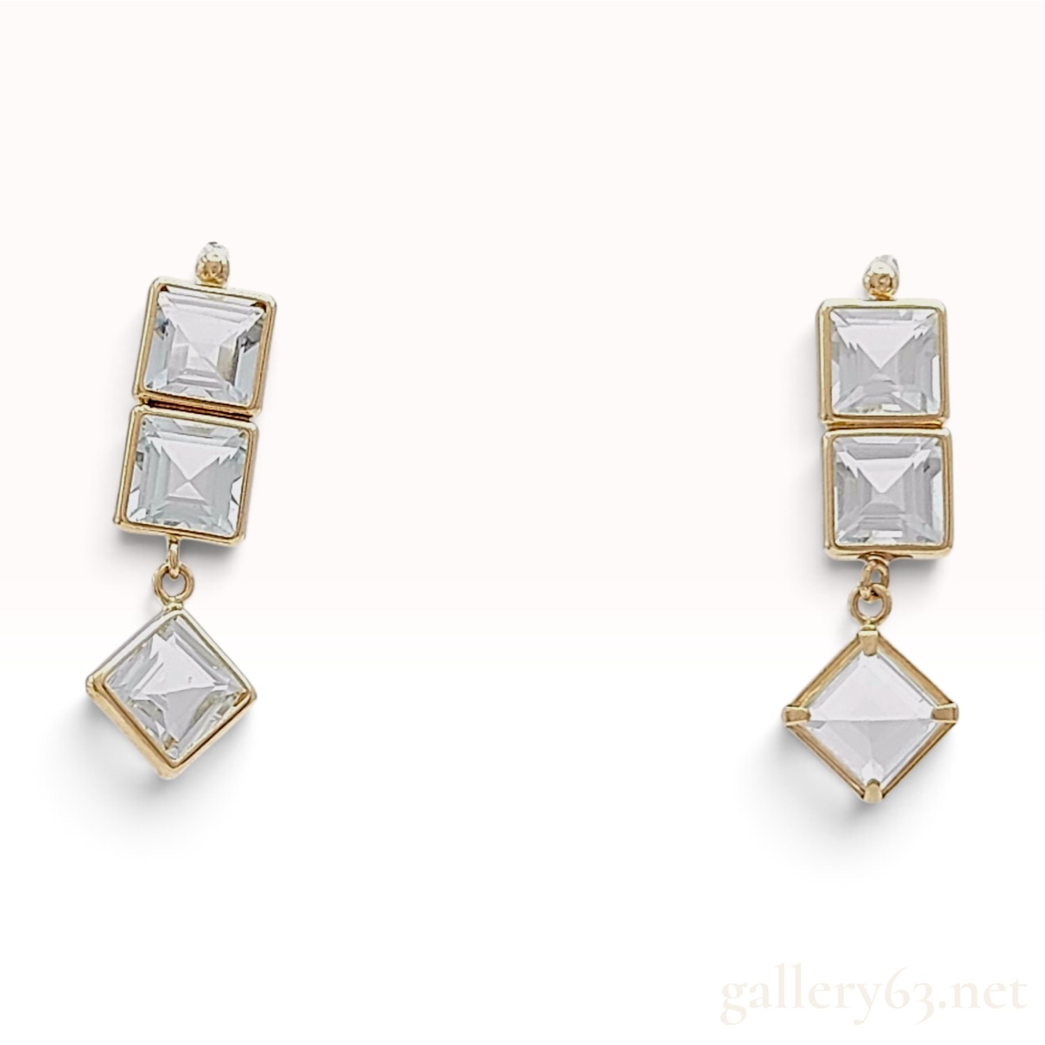 A 10 Karat Yellow Gold and 1.78ctw Clear Gemstone Drop Earrings