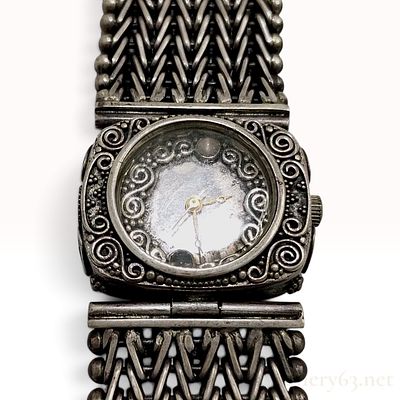 Vintage Hyboto Sterling Silver Ornate Woven Bracelet Watch. This vintage Hyboto jewelry watch is 