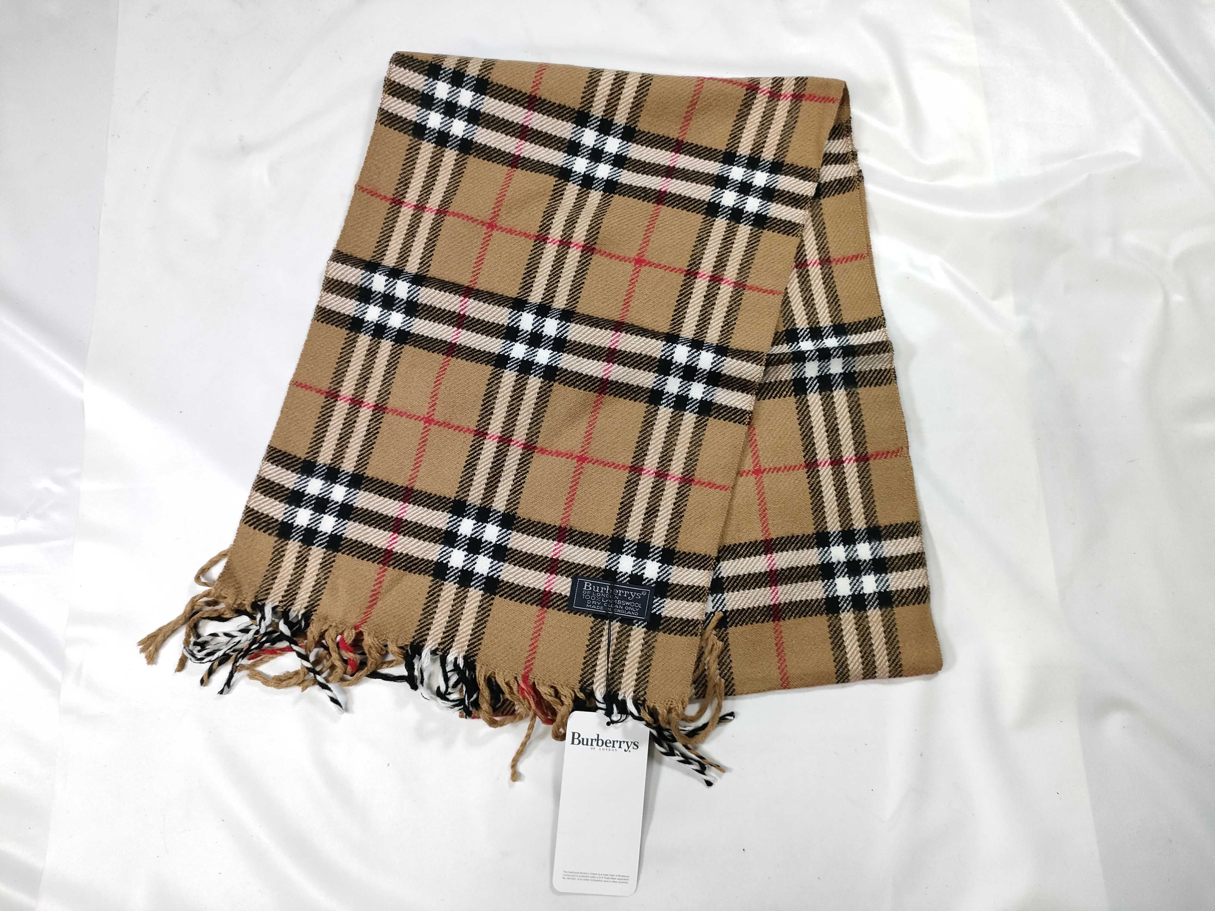 Vintage Burberrys Classic Nova Check Tan Lambswool Scarf NWT