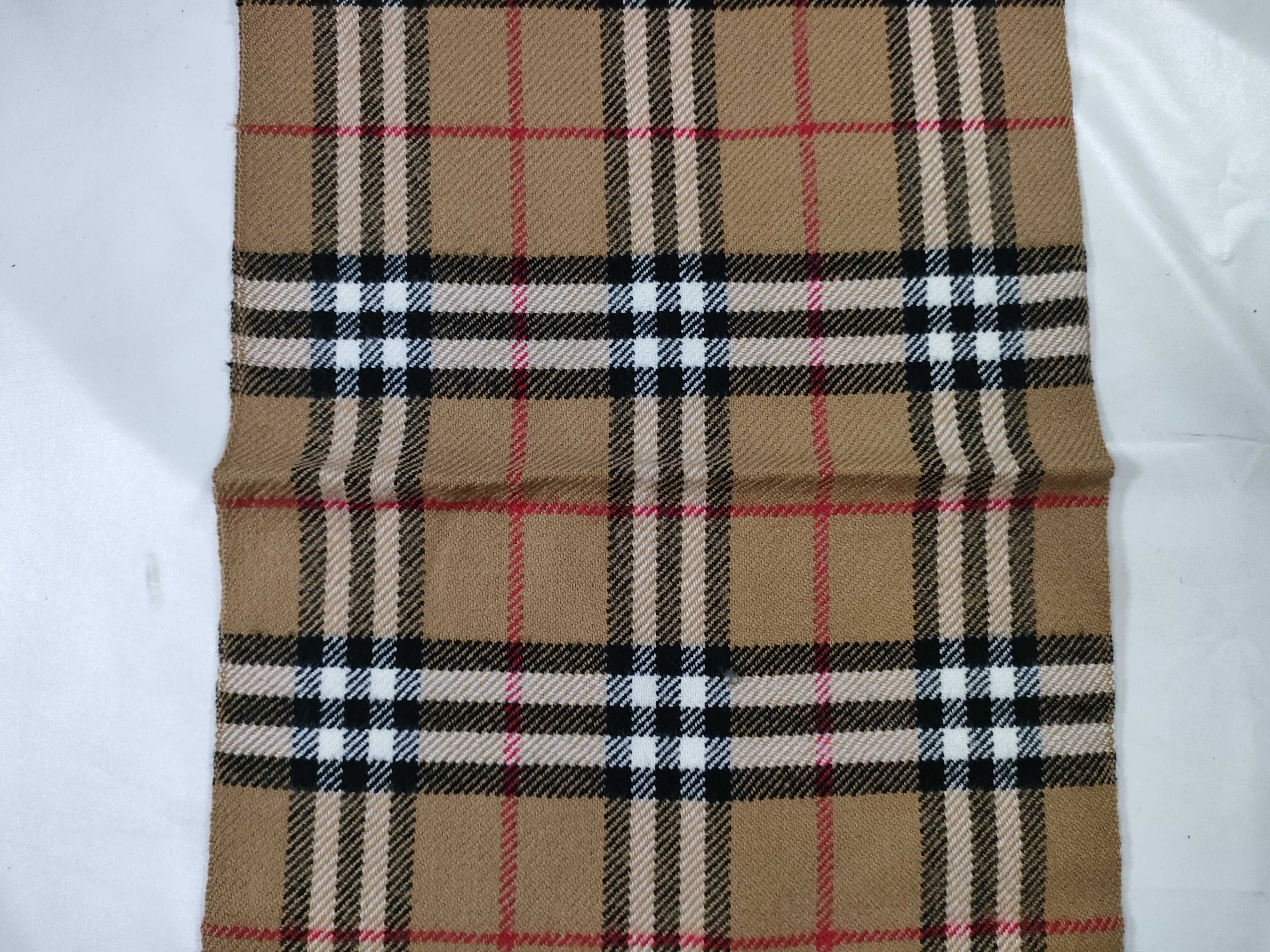Vintage Burberrys Classic Nova Check Tan Lambswool Scarf NWT