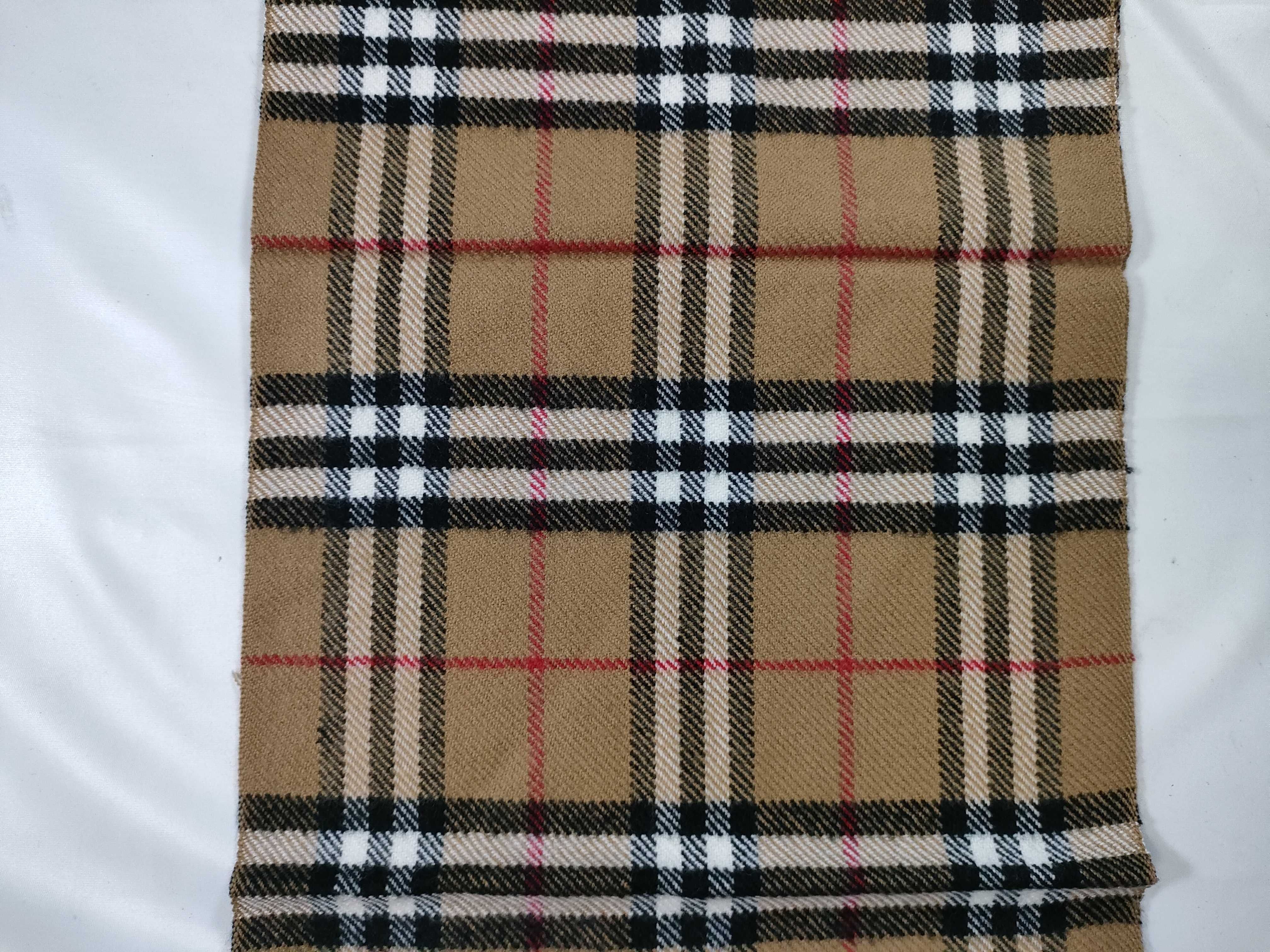 NWT Vintage Burberrys Nova Check Tan Lambswool Scarf with Tag