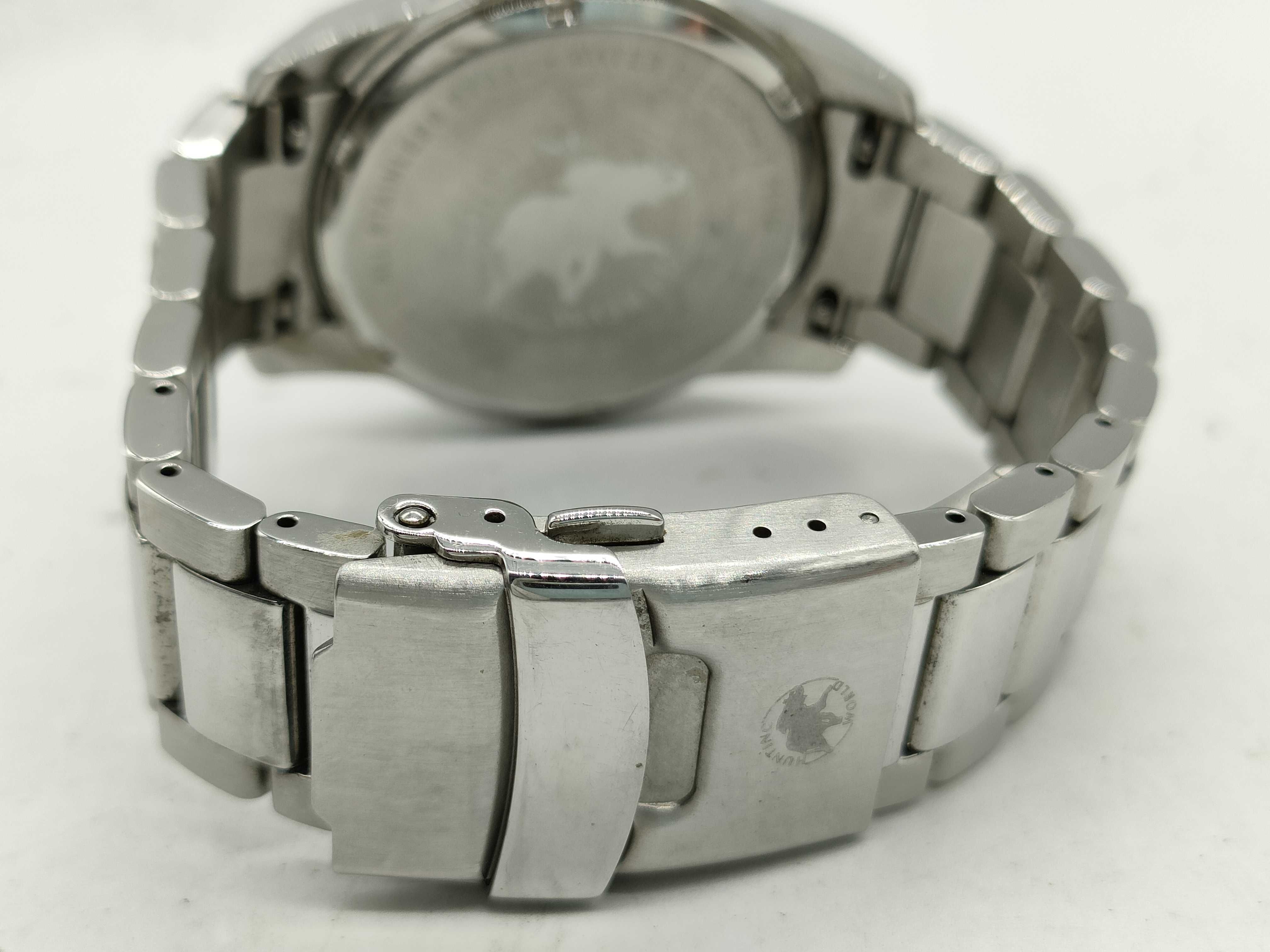 Hunting World Mountain Stream Green and Black Stainless Steel Wristwatch