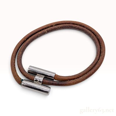 Vintage Hermes Tourni Tresse Brown Leather Double Wrap Bracelet with Box. This Hermes Tourni 
