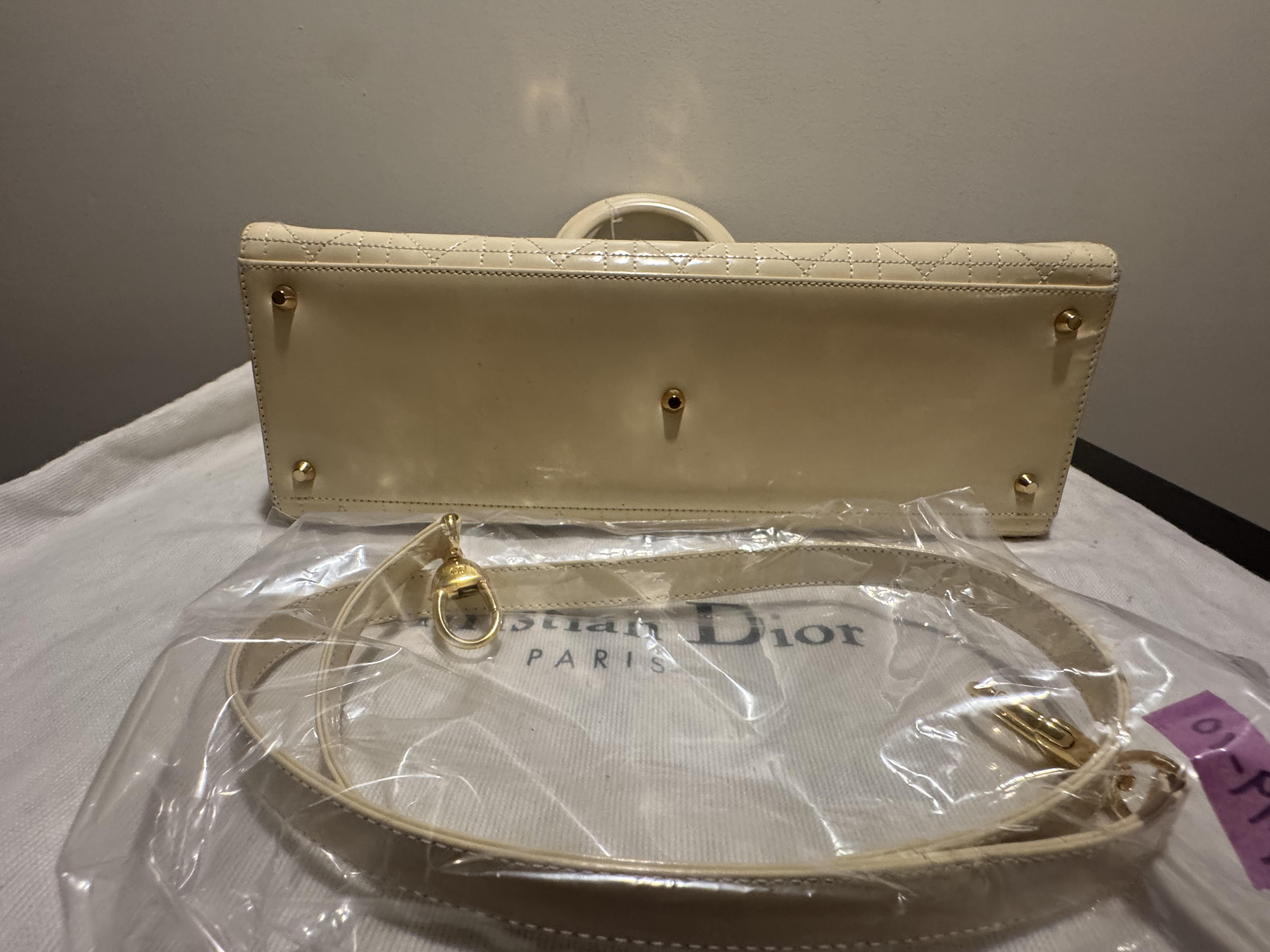 CHRISTIAN DIOR LADY DIOR LARGE, IVORY PATENT CANNAGE, GOLD