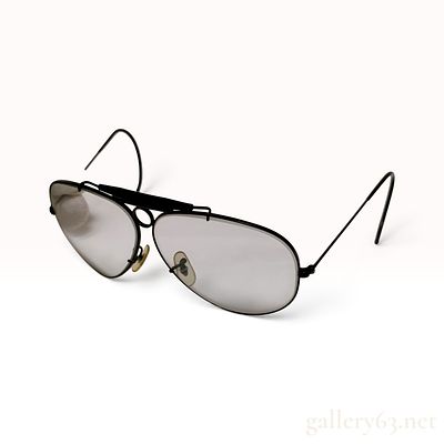Vintage Bausch & Lomb Ray-Ban Shooter Black Metal Aviator Sunglasses with Case. This pair of 