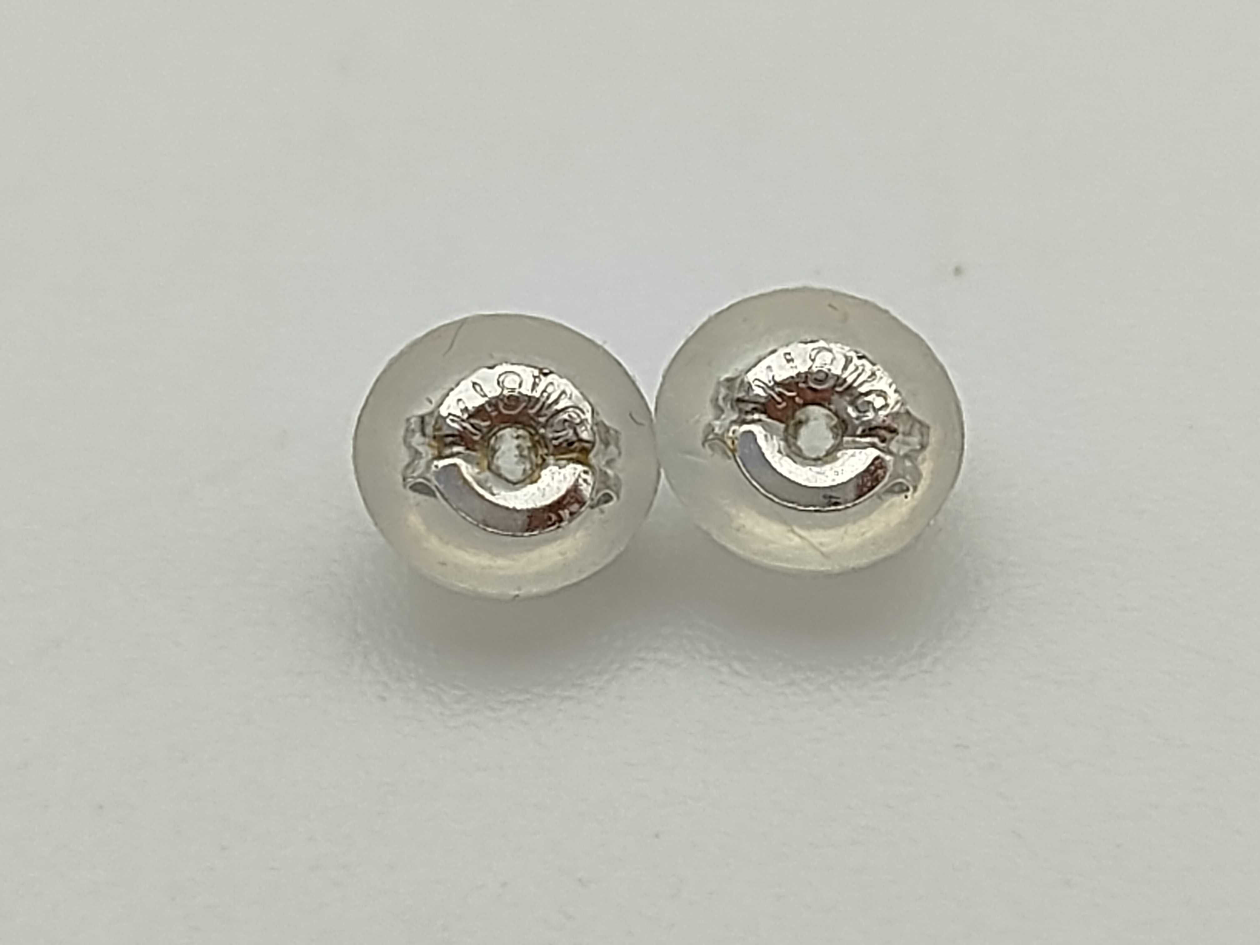 A Pair of Pear-Cut Pink Sapphire and 18K White Gold Stud Earrings